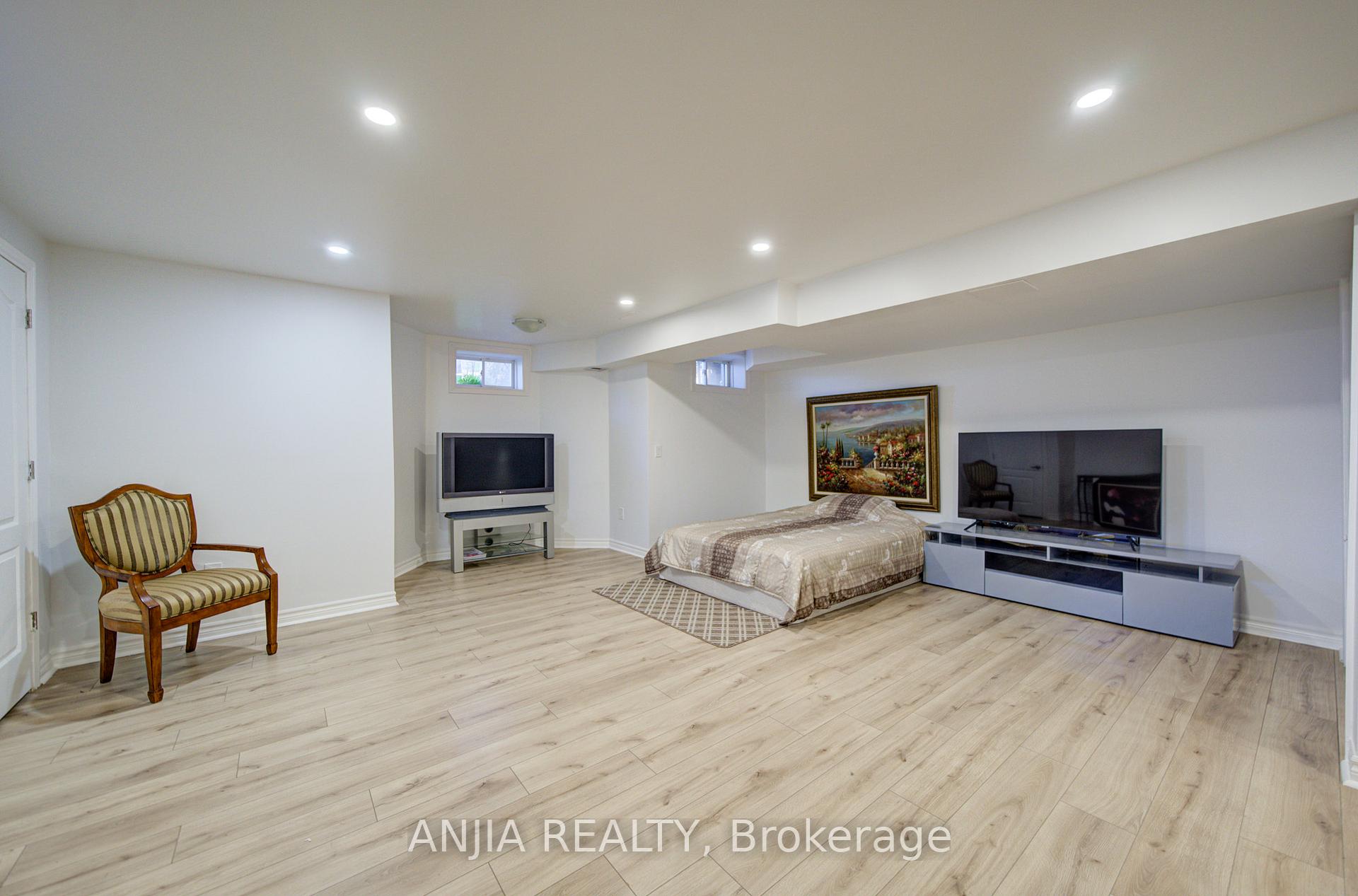 Photo 42 of 6926 14th Avenue, Markham, Box Grove — HOMEH