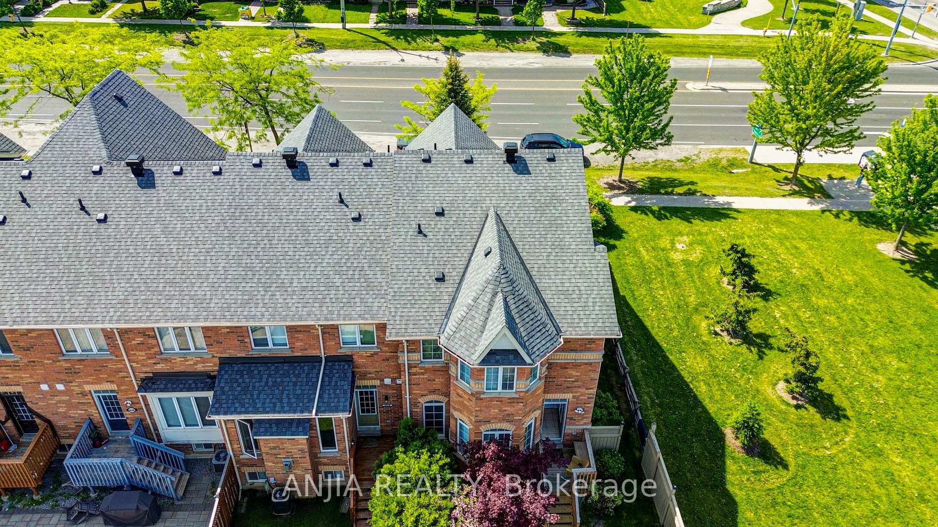 Photo 46 of 6926 14th Avenue, Markham, Box Grove — HOMEH