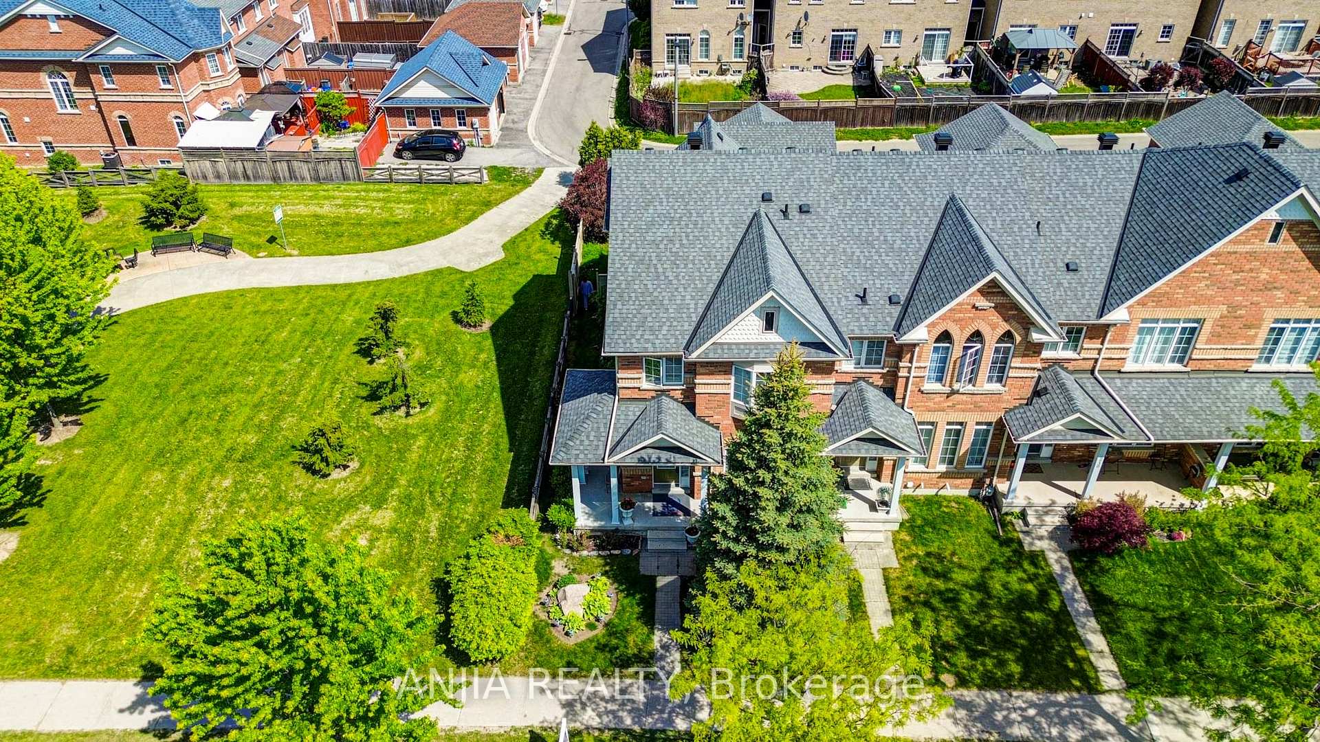 Photo 47 of 6926 14th Avenue, Markham, Box Grove — HOMEH