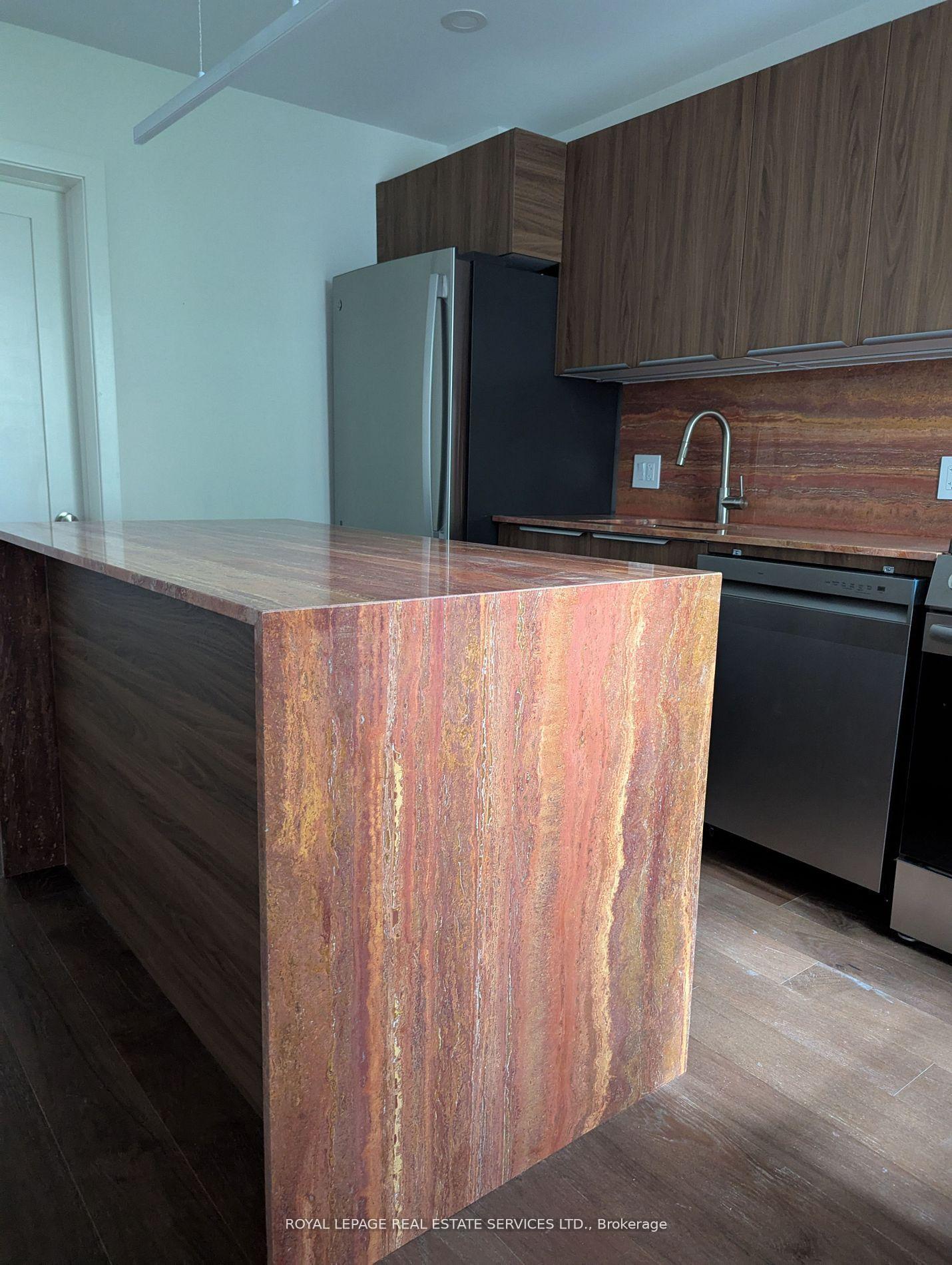 Photo 4 of Unit Main, 264A Hastings Avenue, Toronto, South Riverdale — HOMEH
