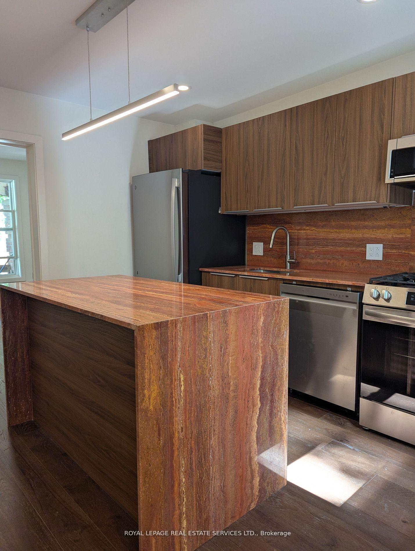 Photo 6 of Unit Main, 264A Hastings Avenue, Toronto, South Riverdale — HOMEH