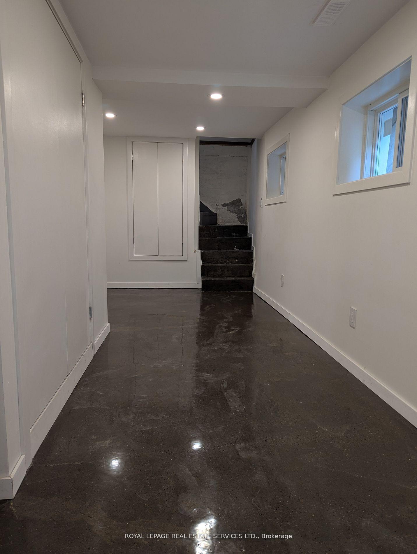 Photo 13 of Unit Main, 264A Hastings Avenue, Toronto, South Riverdale — HOMEH