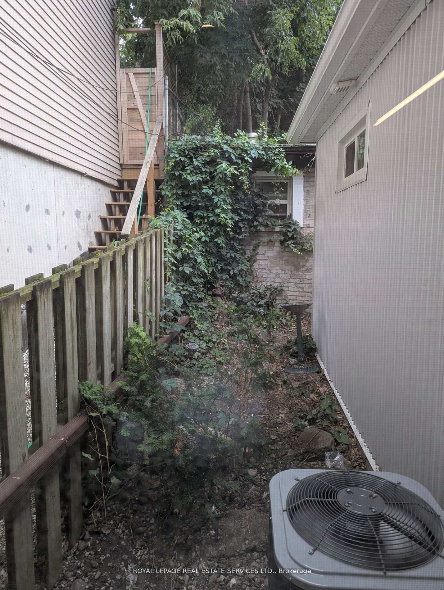 Photo 17 of Unit Main, 264A Hastings Avenue, Toronto, South Riverdale — HOMEH