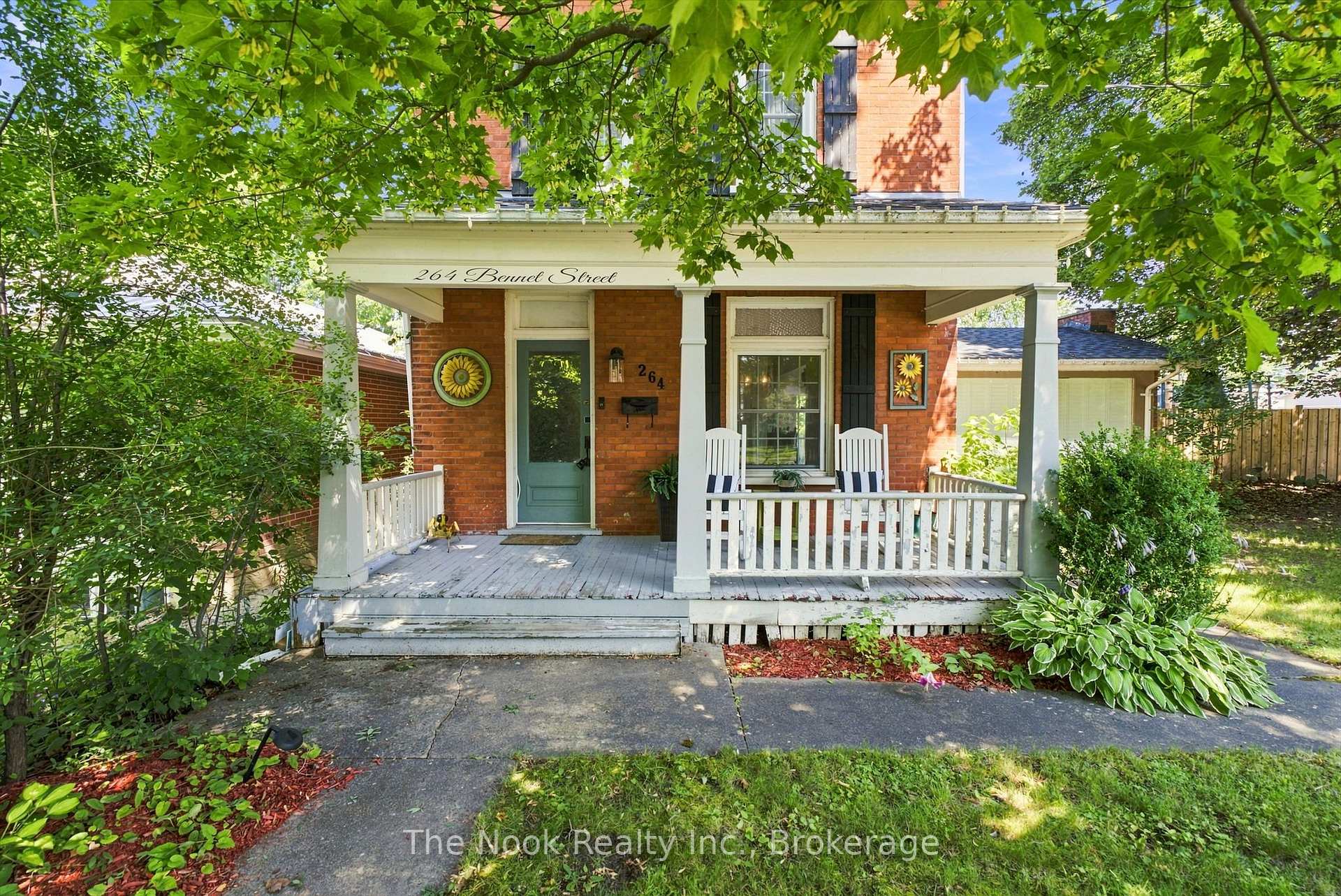 Photo 8 of 264 Bennet Street, Peterborough, Northcrest Ward 5 — HOMEH
