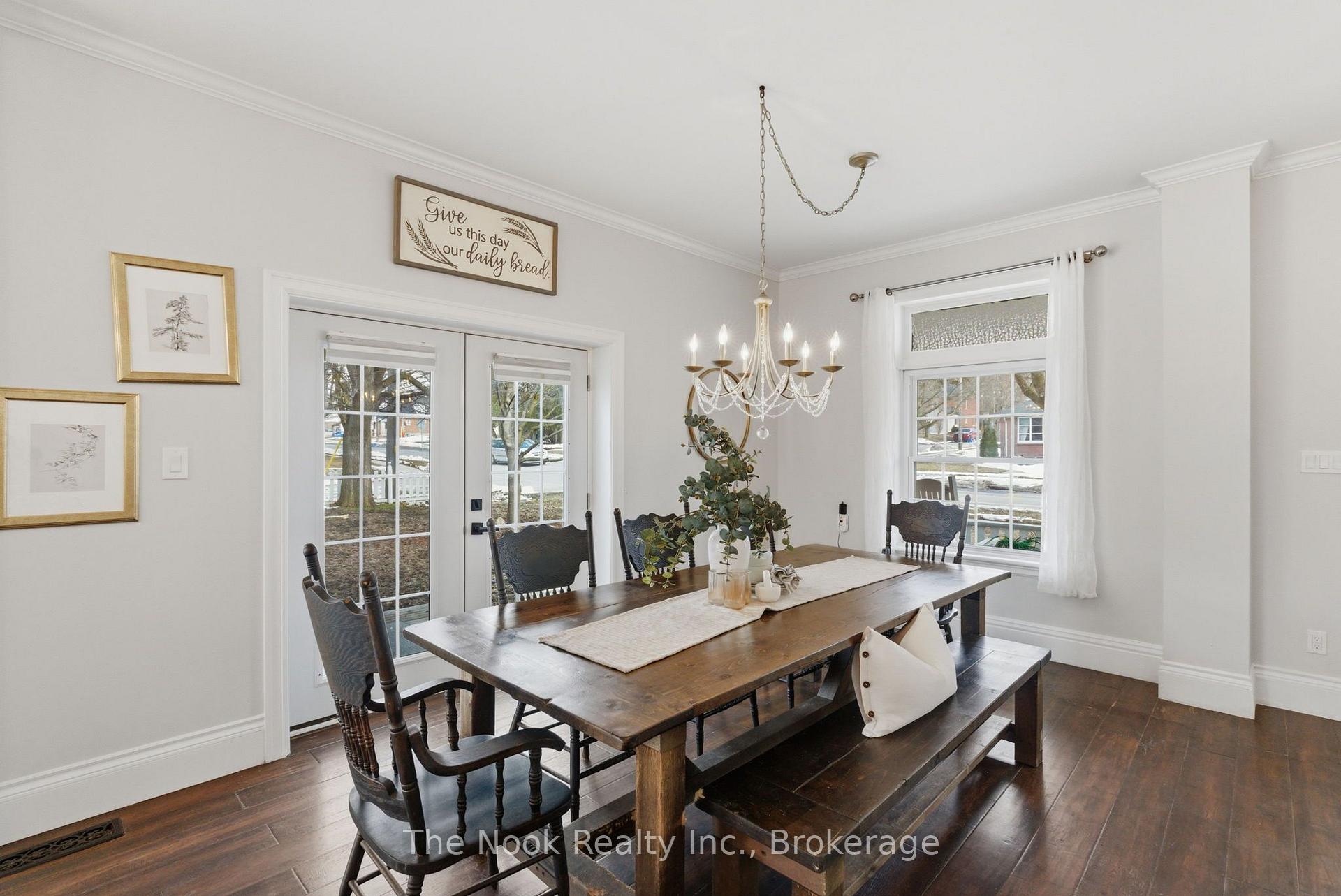 Photo 17 of 264 Bennet Street, Peterborough, Northcrest Ward 5 — HOMEH