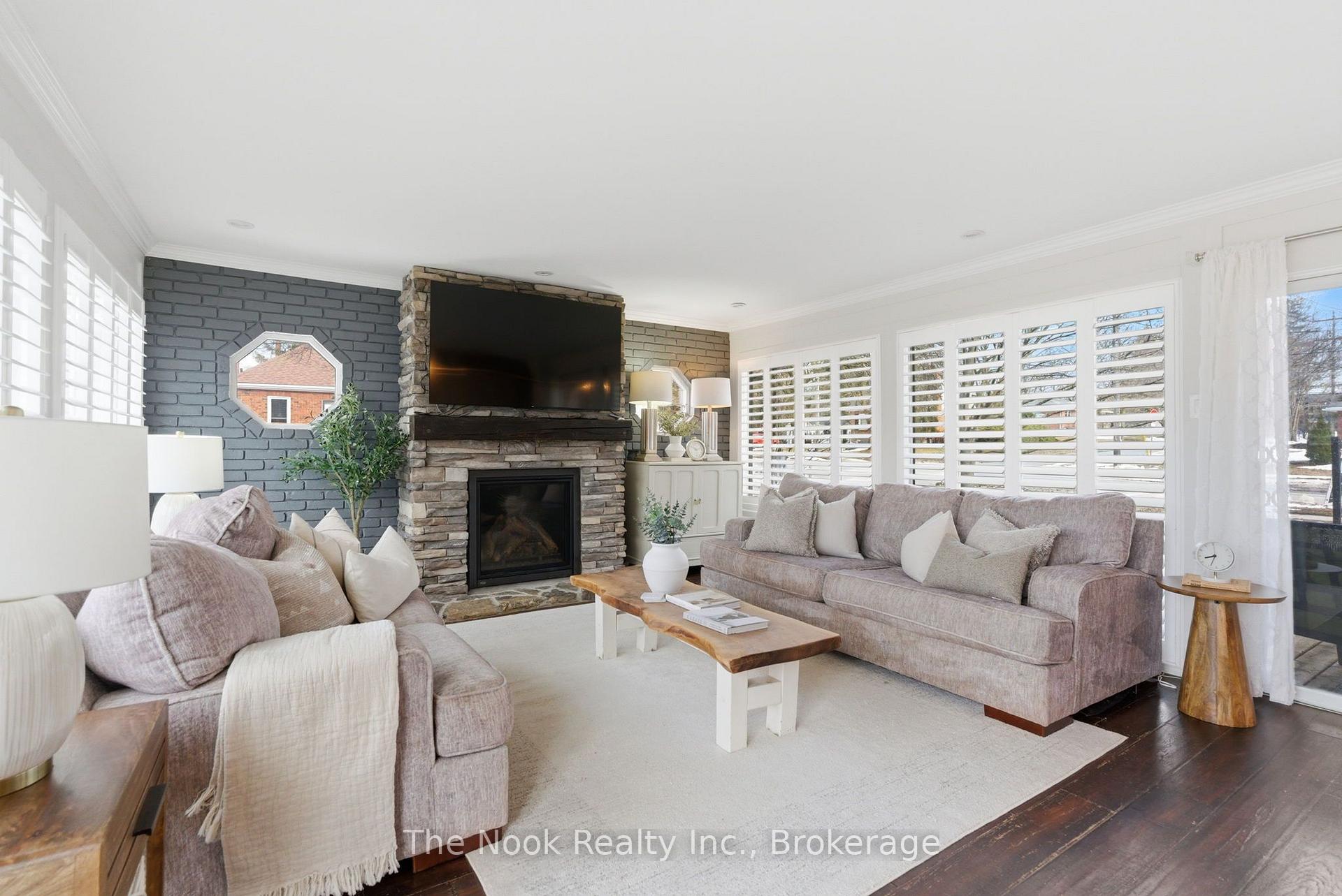 Photo 21 of 264 Bennet Street, Peterborough, Northcrest Ward 5 — HOMEH
