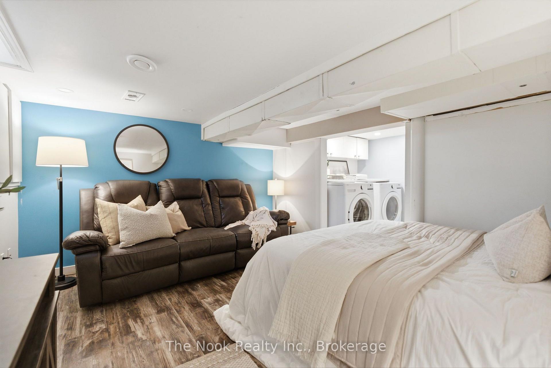 Photo 34 of 264 Bennet Street, Peterborough, Northcrest Ward 5 — HOMEH