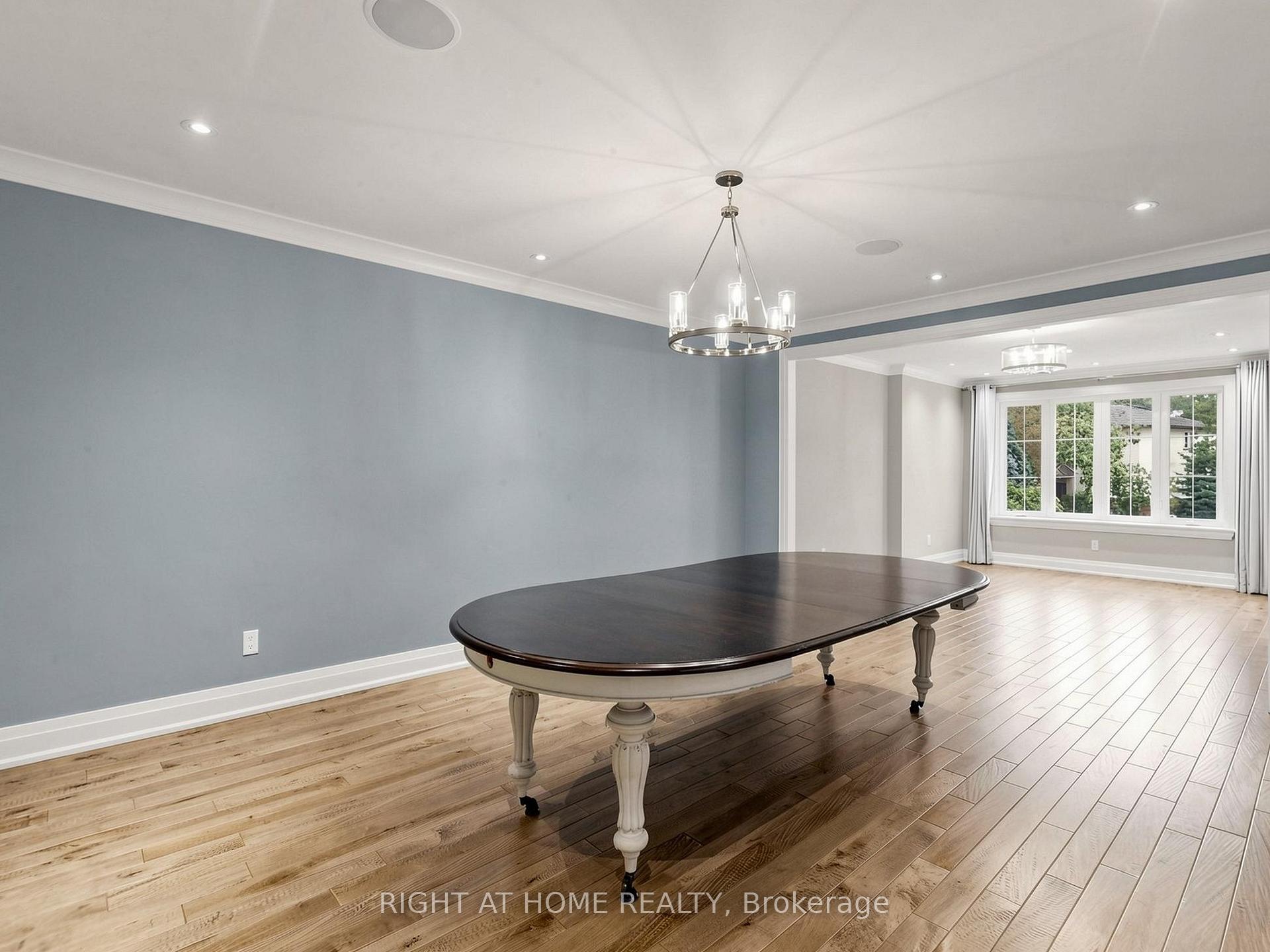 Photo 9 of 67 Bonnyview Drive, Etobicoke, Stonegate-Queensway — HOMEH