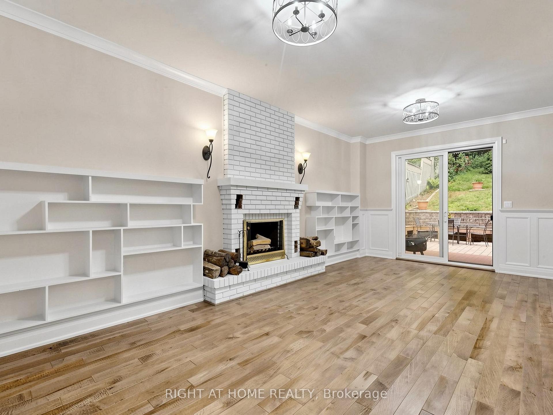 Photo 13 of 67 Bonnyview Drive, Etobicoke, Stonegate-Queensway — HOMEH