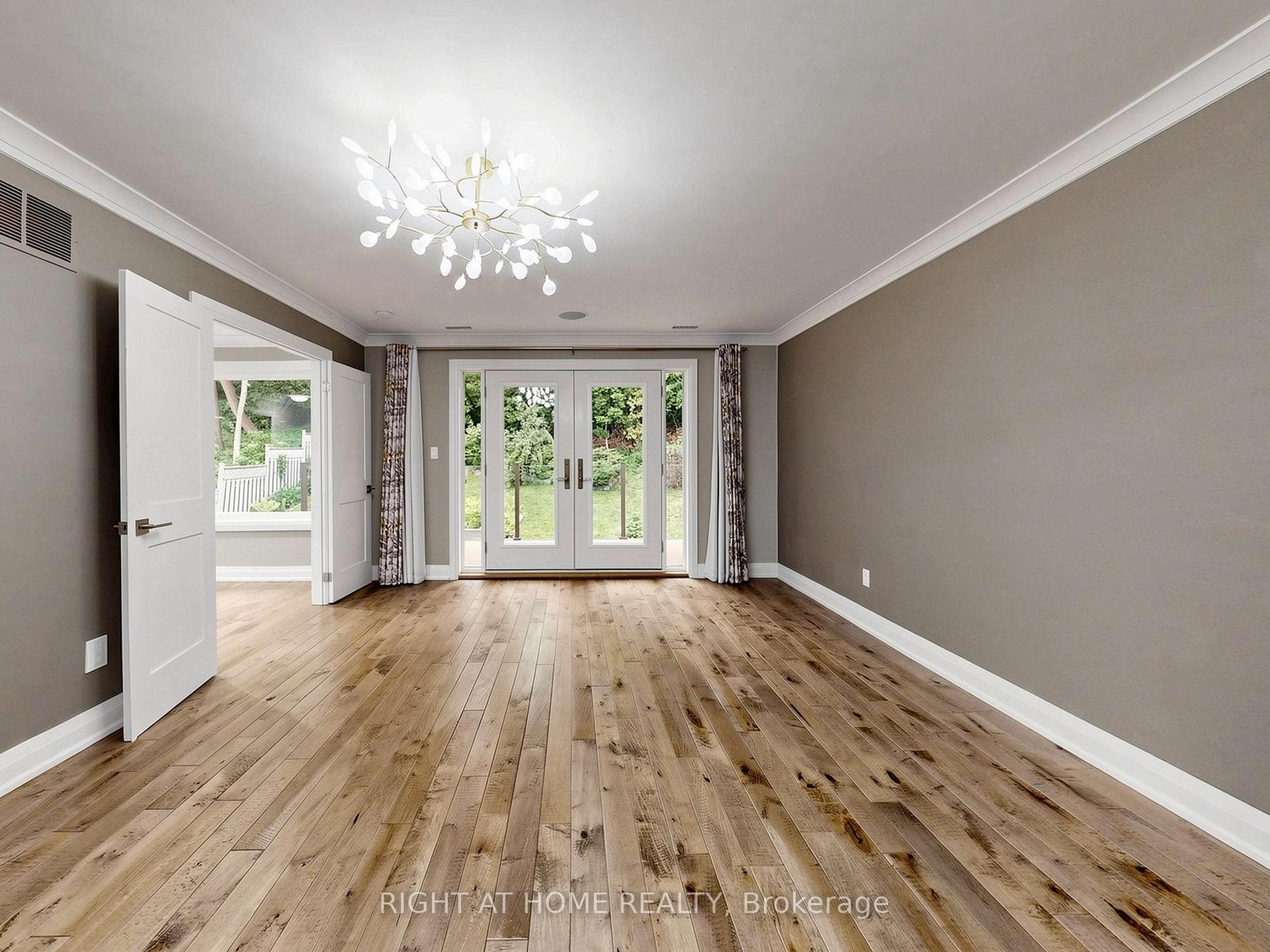 Photo 26 of 67 Bonnyview Drive, Etobicoke, Stonegate-Queensway — HOMEH