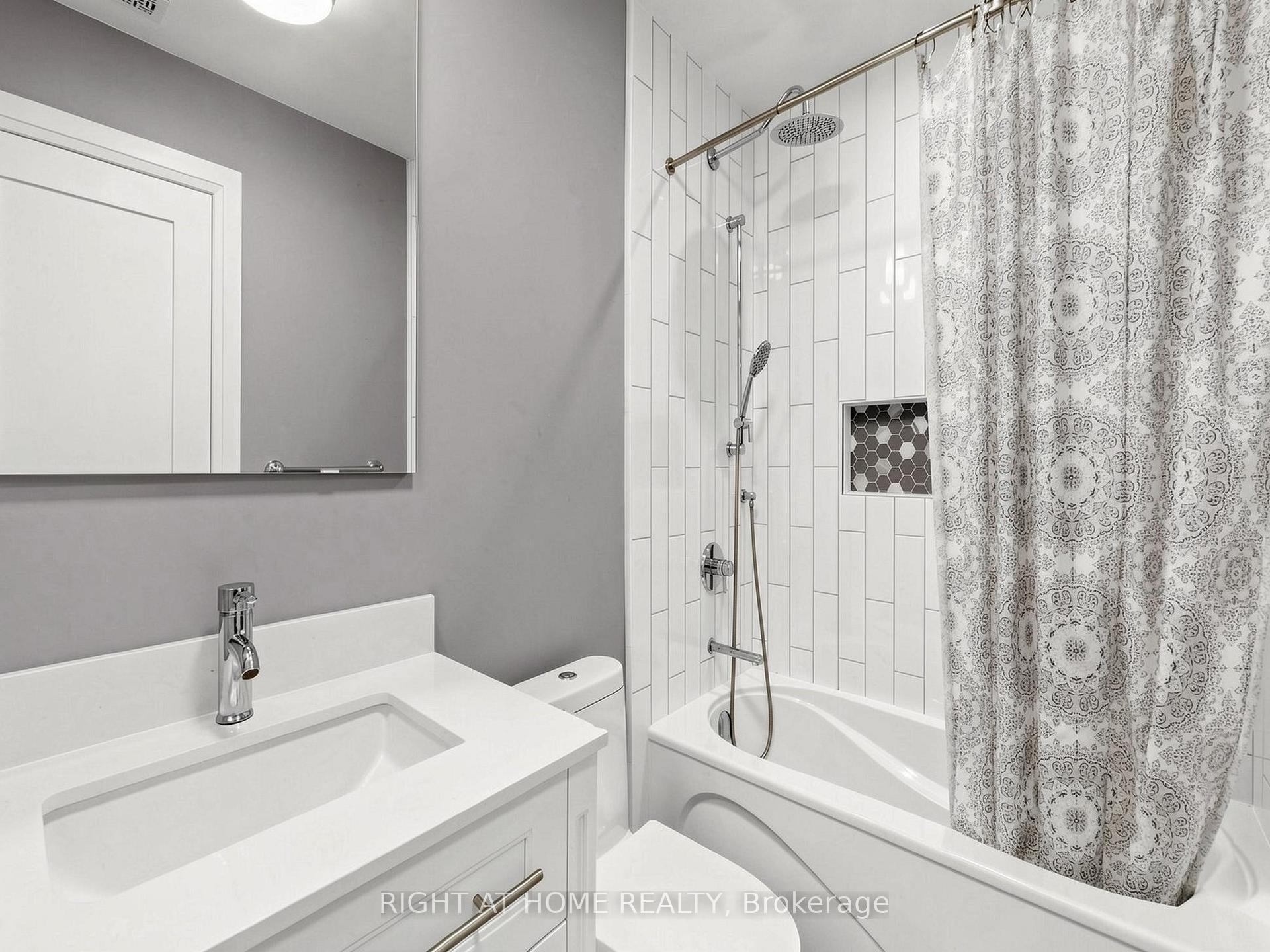 Photo 37 of 67 Bonnyview Drive, Etobicoke, Stonegate-Queensway — HOMEH
