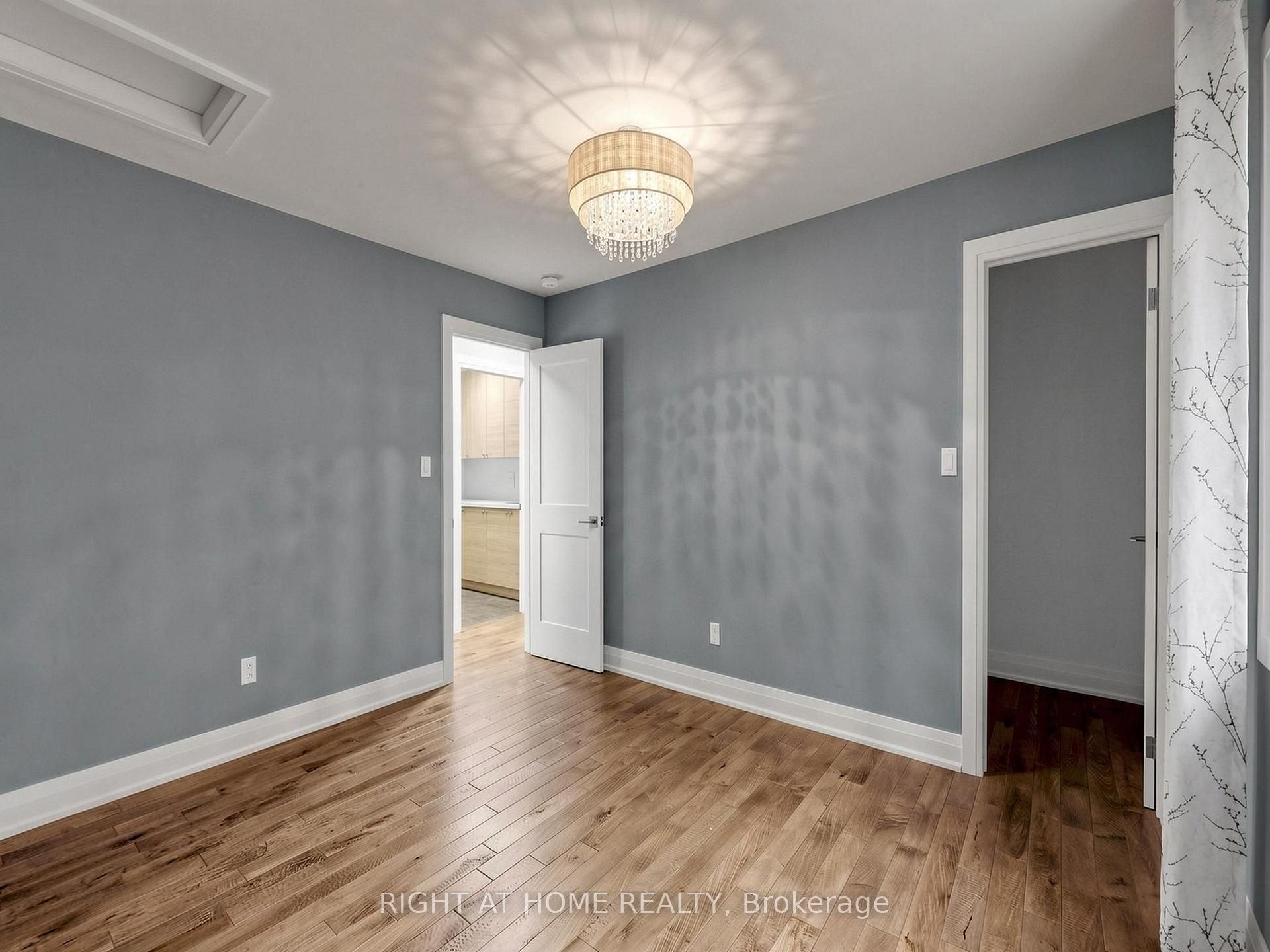 Photo 40 of 67 Bonnyview Drive, Etobicoke, Stonegate-Queensway — HOMEH