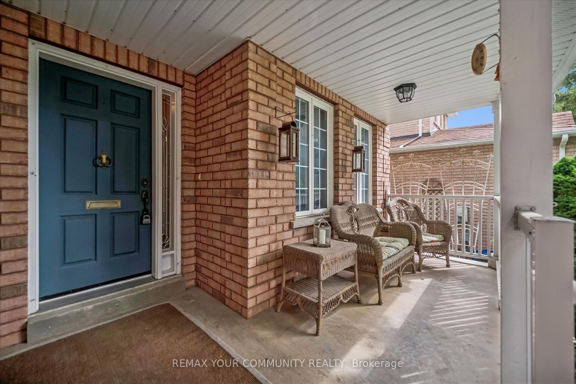 Photo 7 of 428 Union Street W, Centre Wellington, Fergus — HOMEH