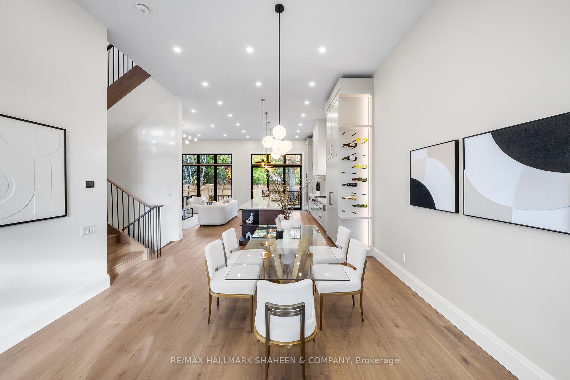 Photo 3 of 66 Parkhurst Boulevard, Toronto, Leaside — HOMEH