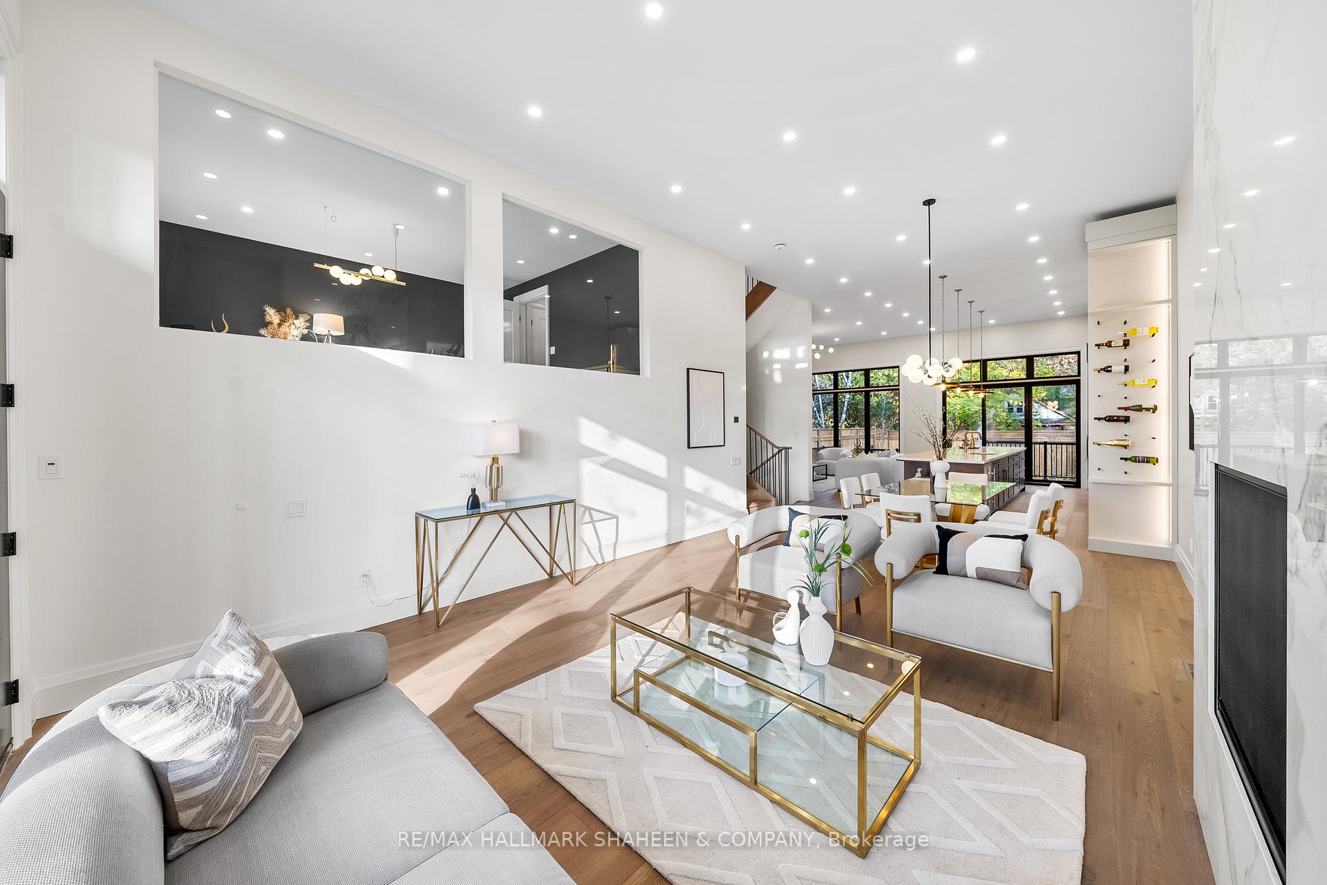 Photo 4 of 66 Parkhurst Boulevard, Toronto, Leaside — HOMEH