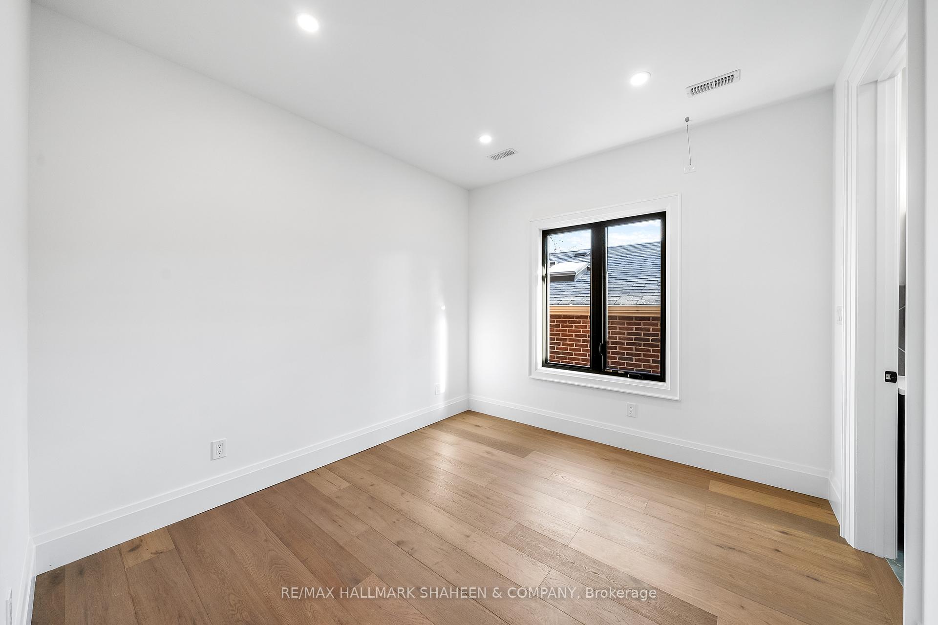Photo 31 of 66 Parkhurst Boulevard, Toronto, Leaside — HOMEH