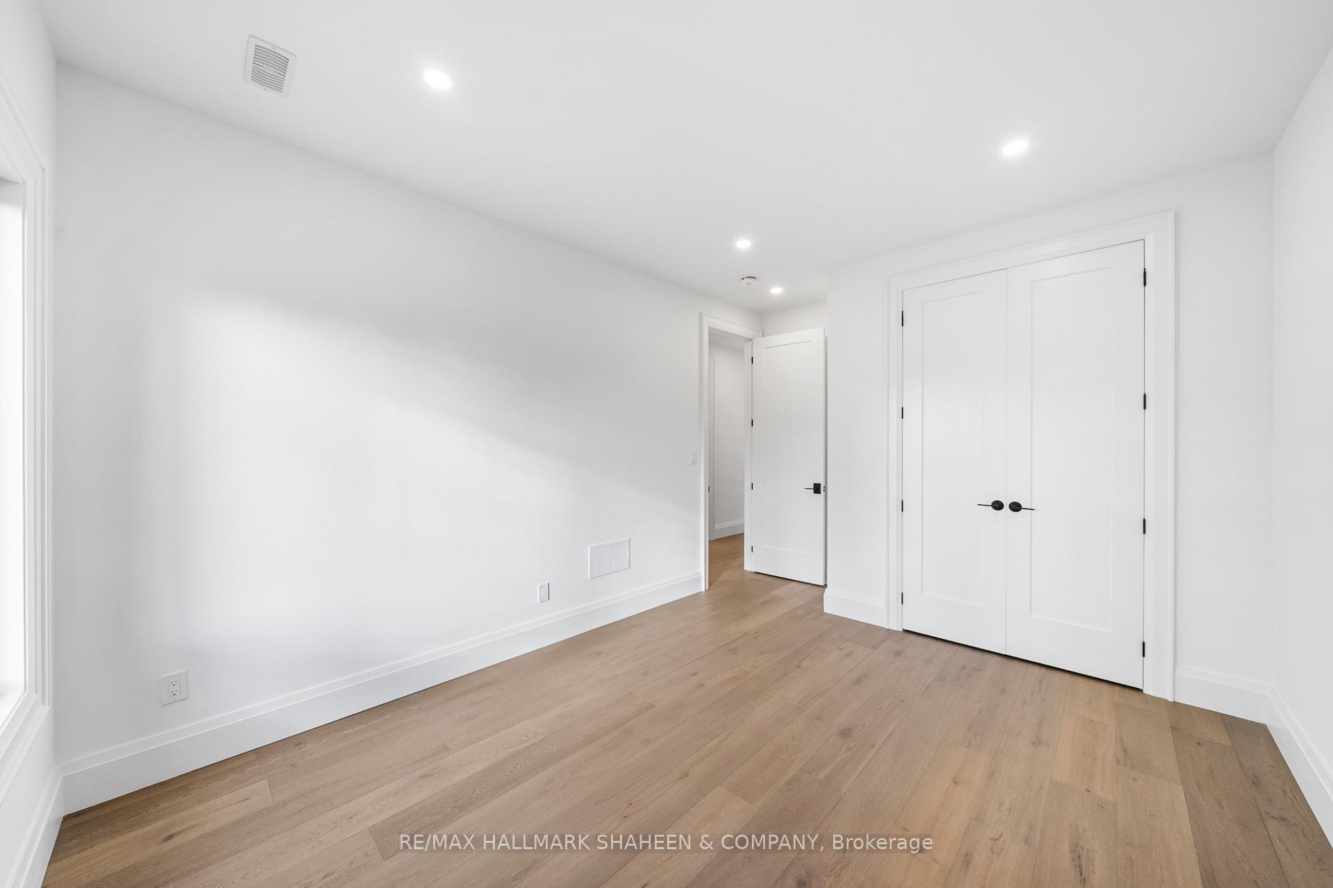Photo 35 of 66 Parkhurst Boulevard, Toronto, Leaside — HOMEH