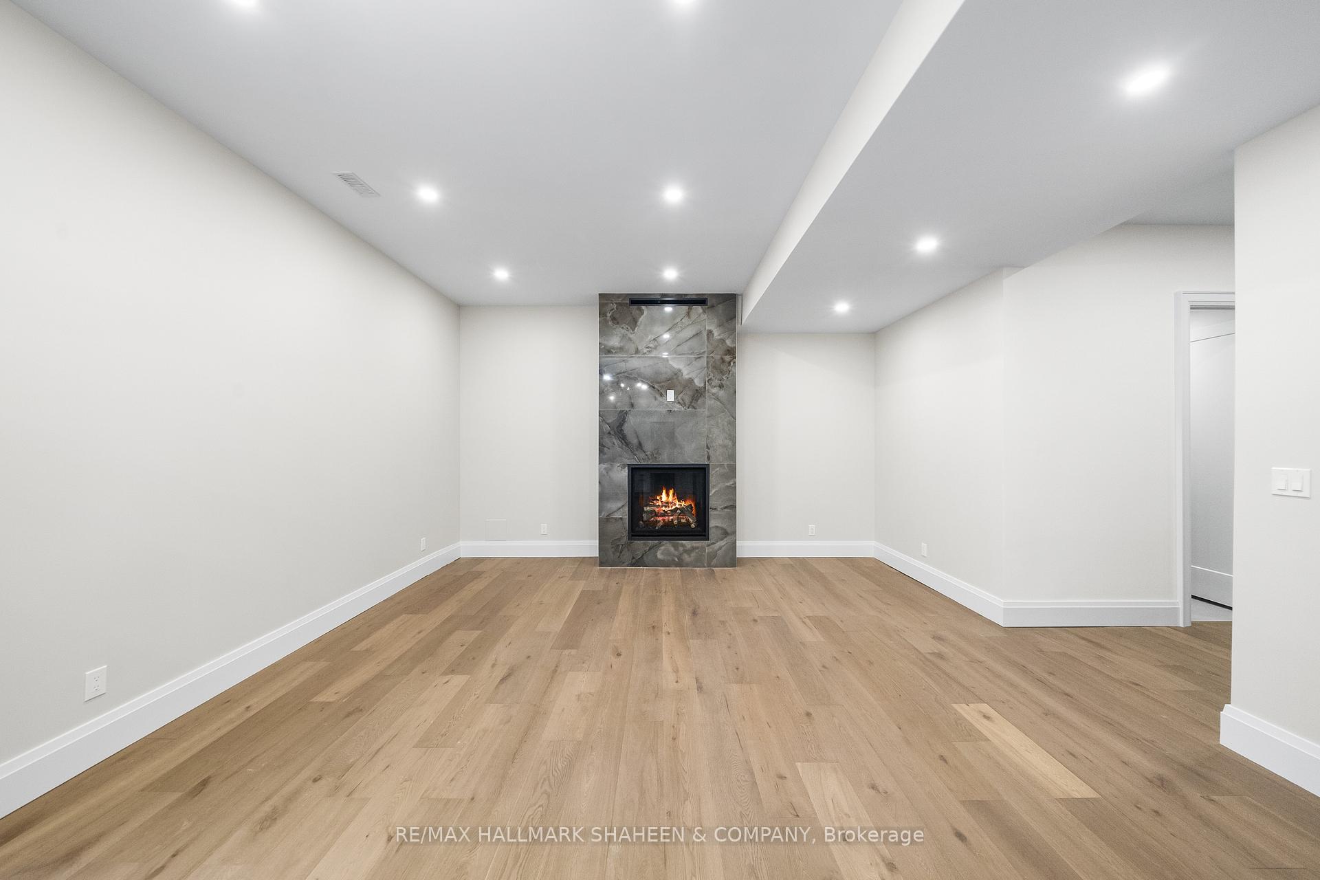 Photo 40 of 66 Parkhurst Boulevard, Toronto, Leaside — HOMEH