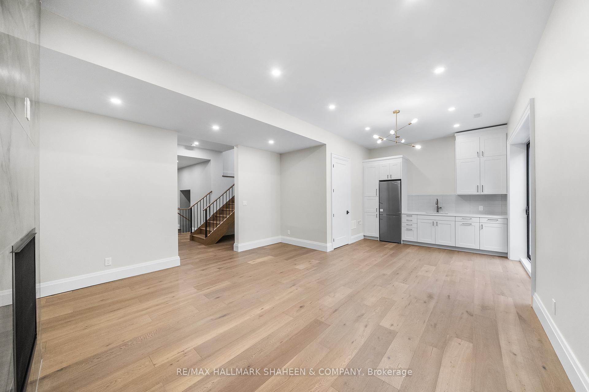 Photo 41 of 66 Parkhurst Boulevard, Toronto, Leaside — HOMEH