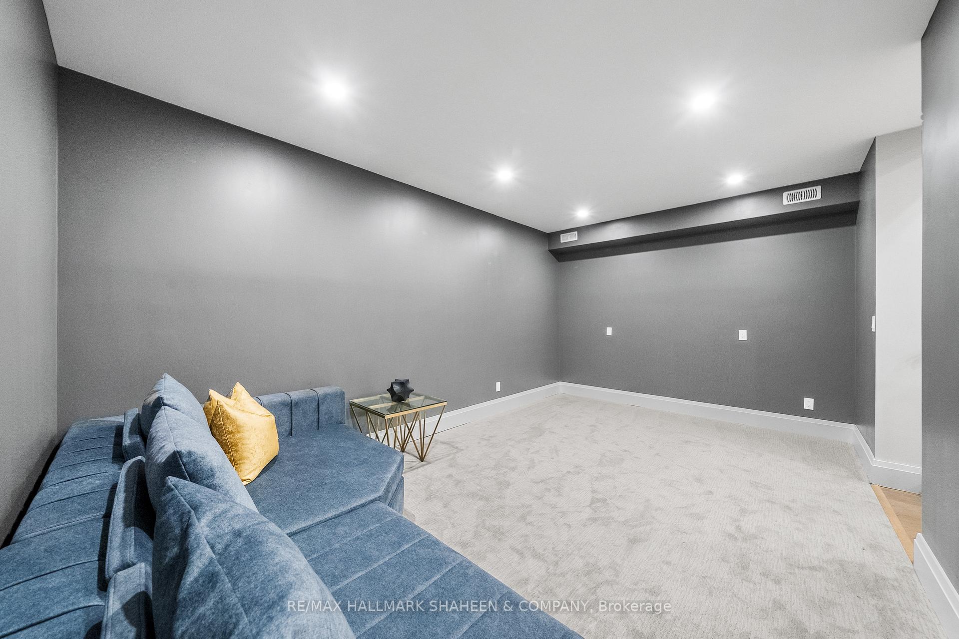 Photo 44 of 66 Parkhurst Boulevard, Toronto, Leaside — HOMEH