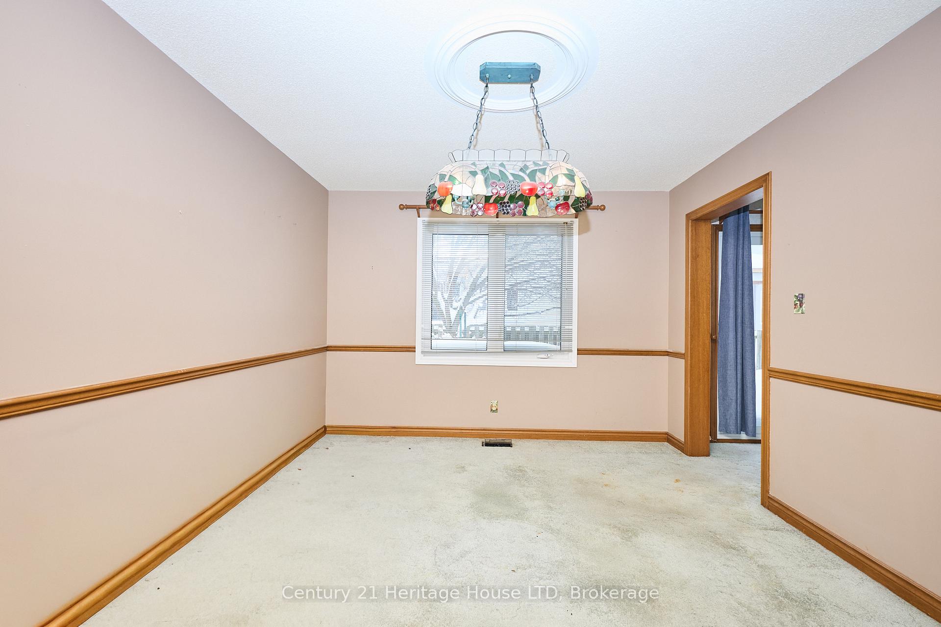 Photo 10 of Unit 20, 2720 Mewburn Road, Niagara Falls, Casey — HOMEH