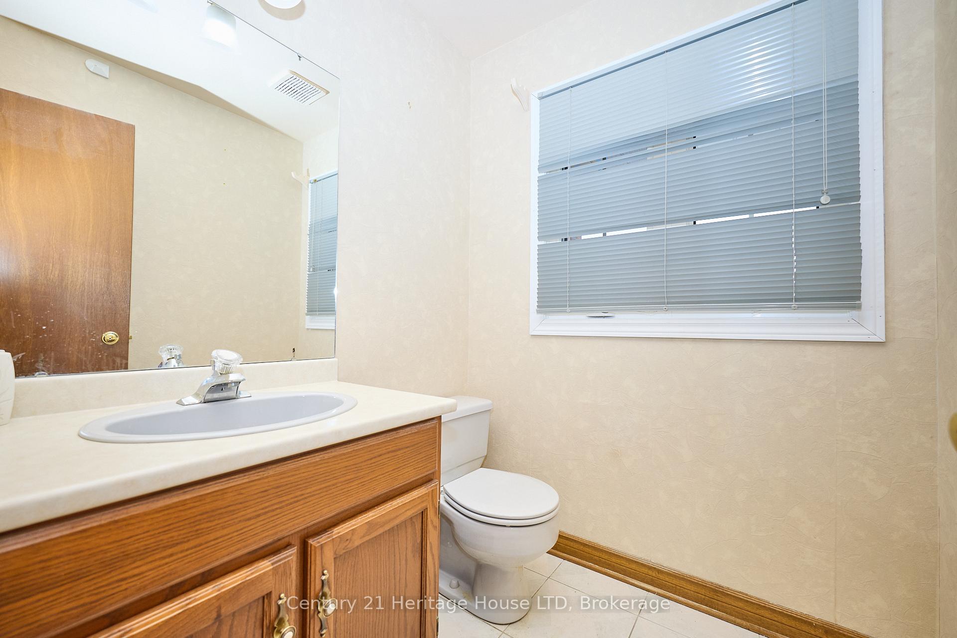 Photo 11 of Unit 20, 2720 Mewburn Road, Niagara Falls, Casey — HOMEH