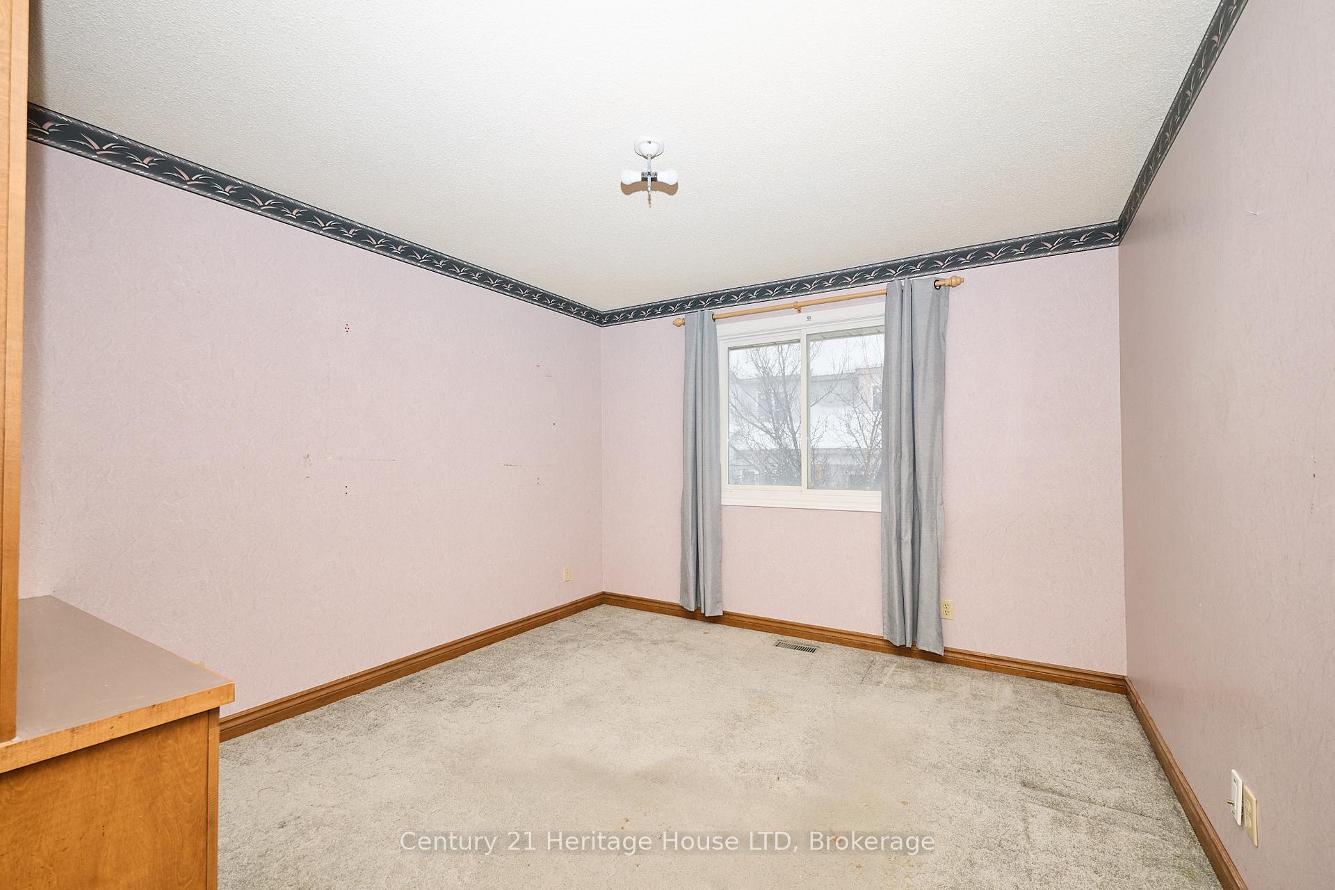 Photo 16 of Unit 20, 2720 Mewburn Road, Niagara Falls, Casey — HOMEH