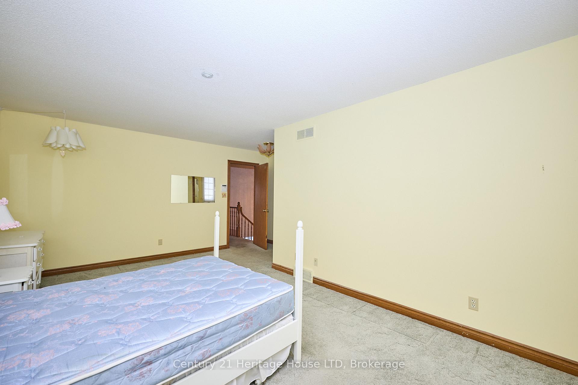 Photo 18 of Unit 20, 2720 Mewburn Road, Niagara Falls, Casey — HOMEH