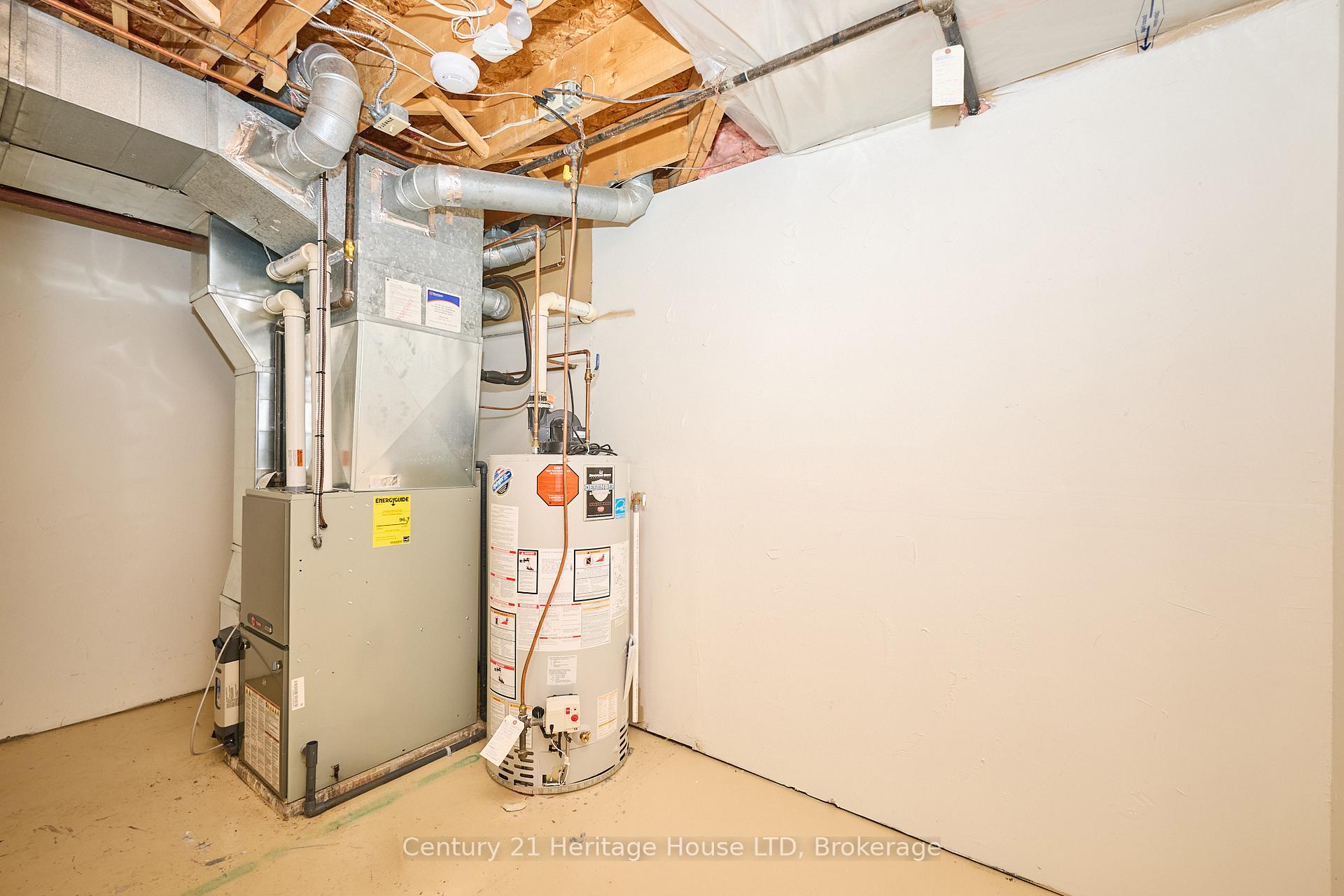 Photo 29 of Unit 20, 2720 Mewburn Road, Niagara Falls, Casey — HOMEH