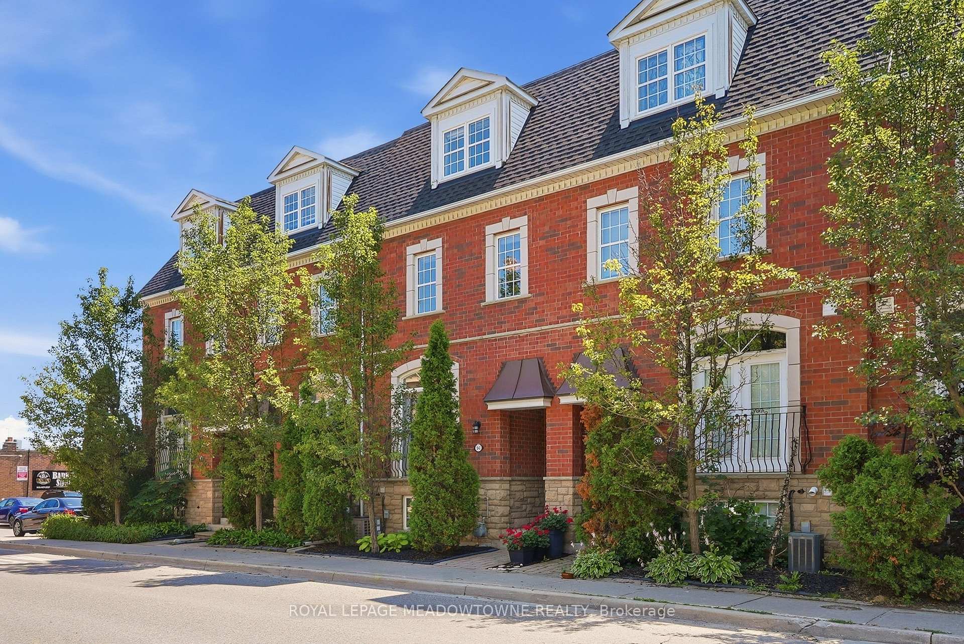 Photo 2 of 5C James Street, Halton Hills, Georgetown — HOMEH