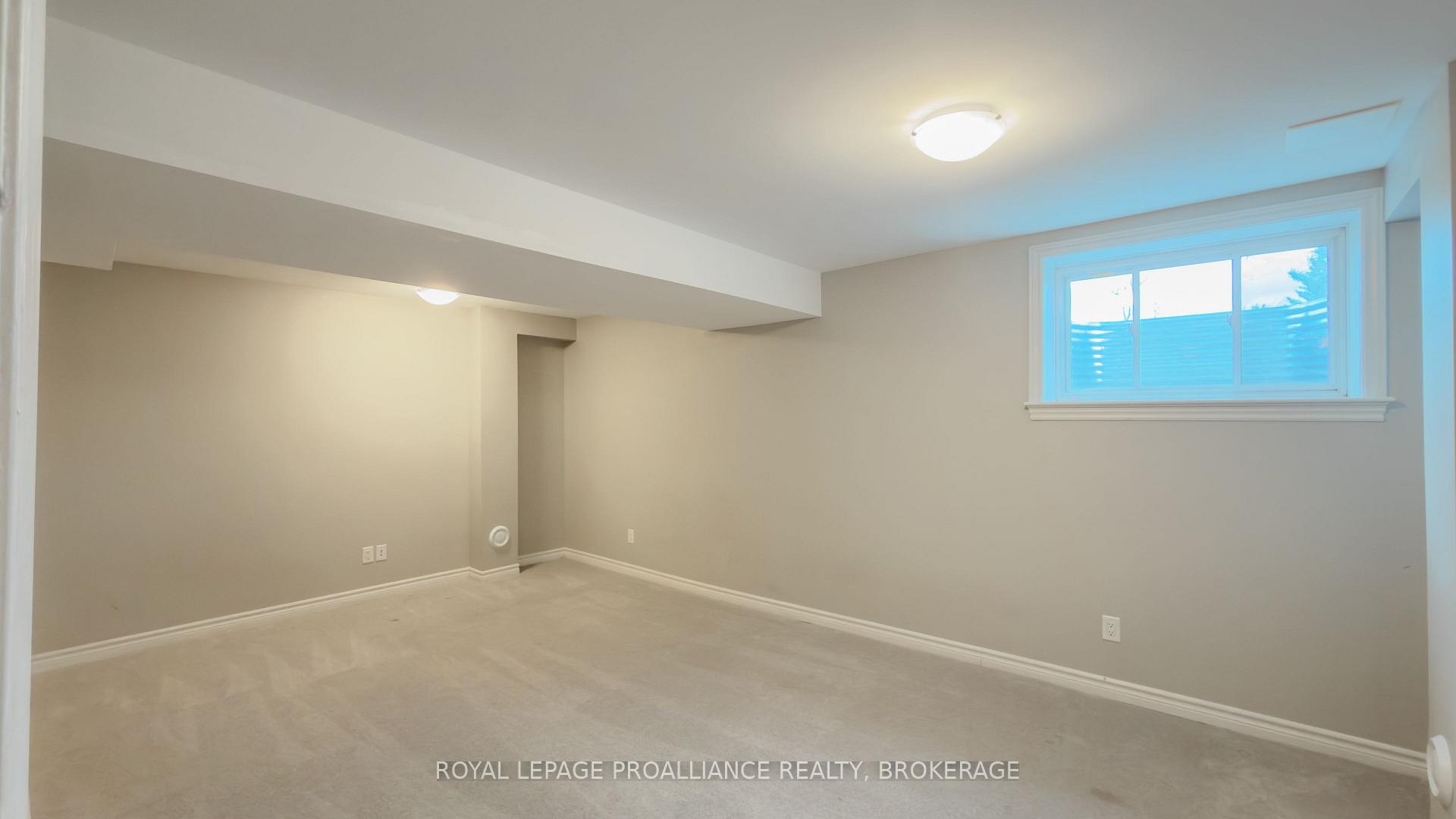 Photo 17 of 1388 Monarch Drive, Kingston, City Northwest — HOMEH