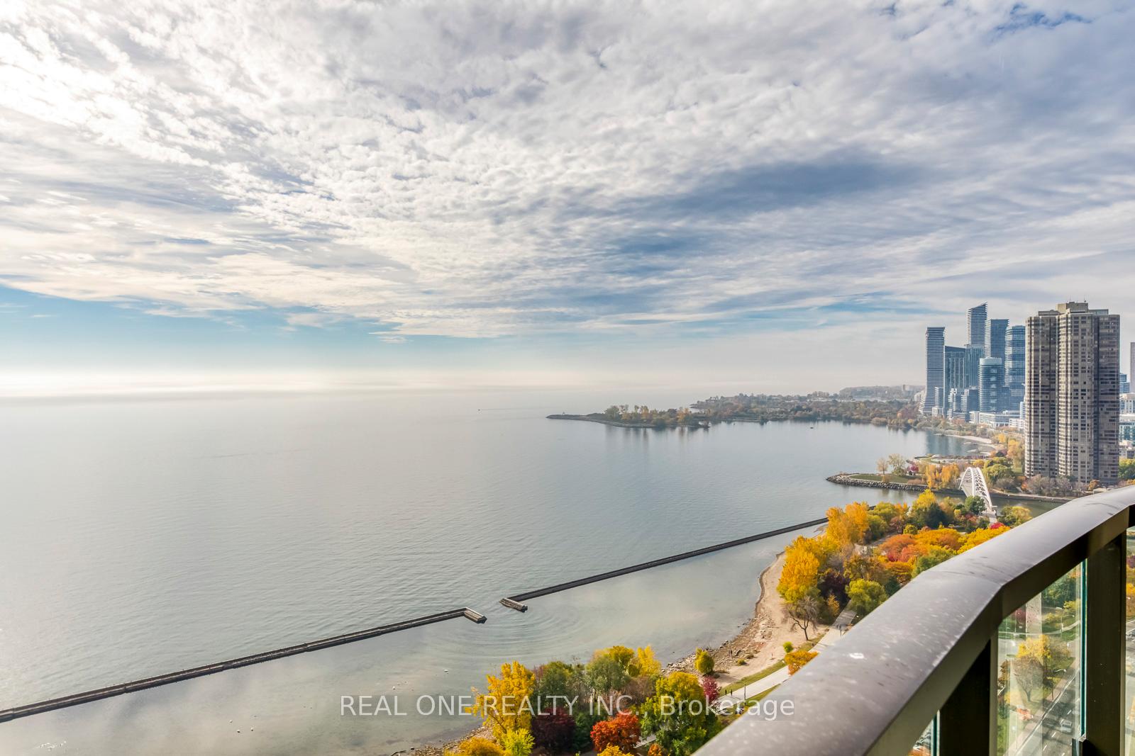 Photo 3 of Unit 1809, 1926 lakeshore Boulevard W, Toronto, South Parkdale — HOMEH