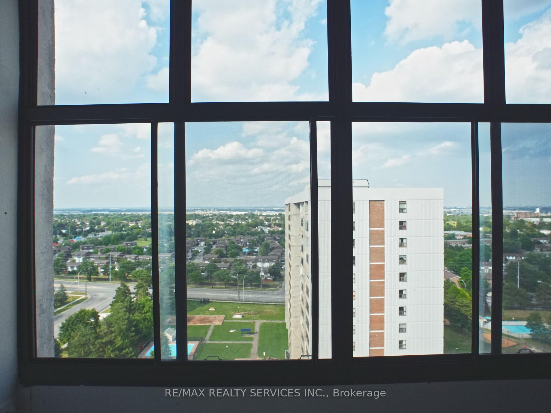 Photo 44 of Unit 1901, 15 Kensington Road E, Brampton, Queen Street Corridor — HOMEH