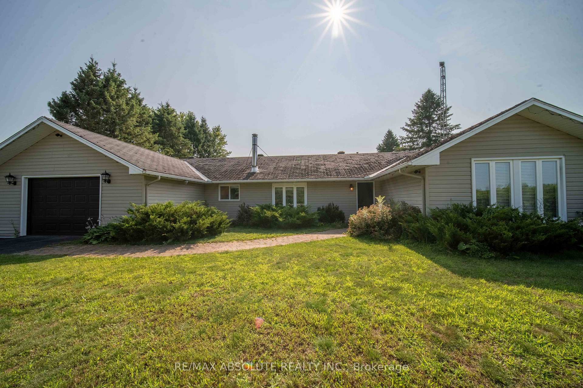 Photo of 1543 Gagnon Road