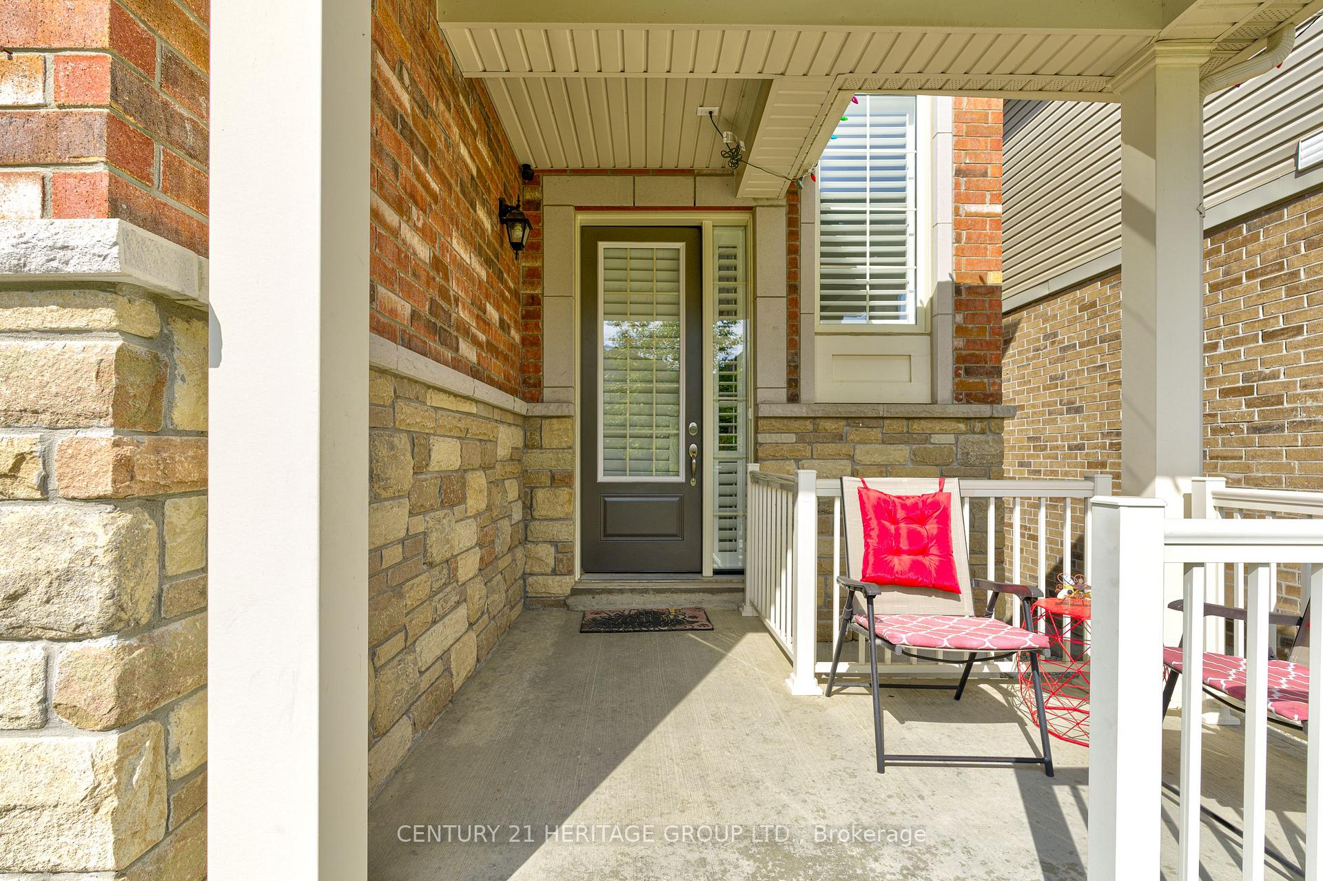 Photo 4 of 32 Michaelis Street, New Tecumseth, Alliston — HOMEH