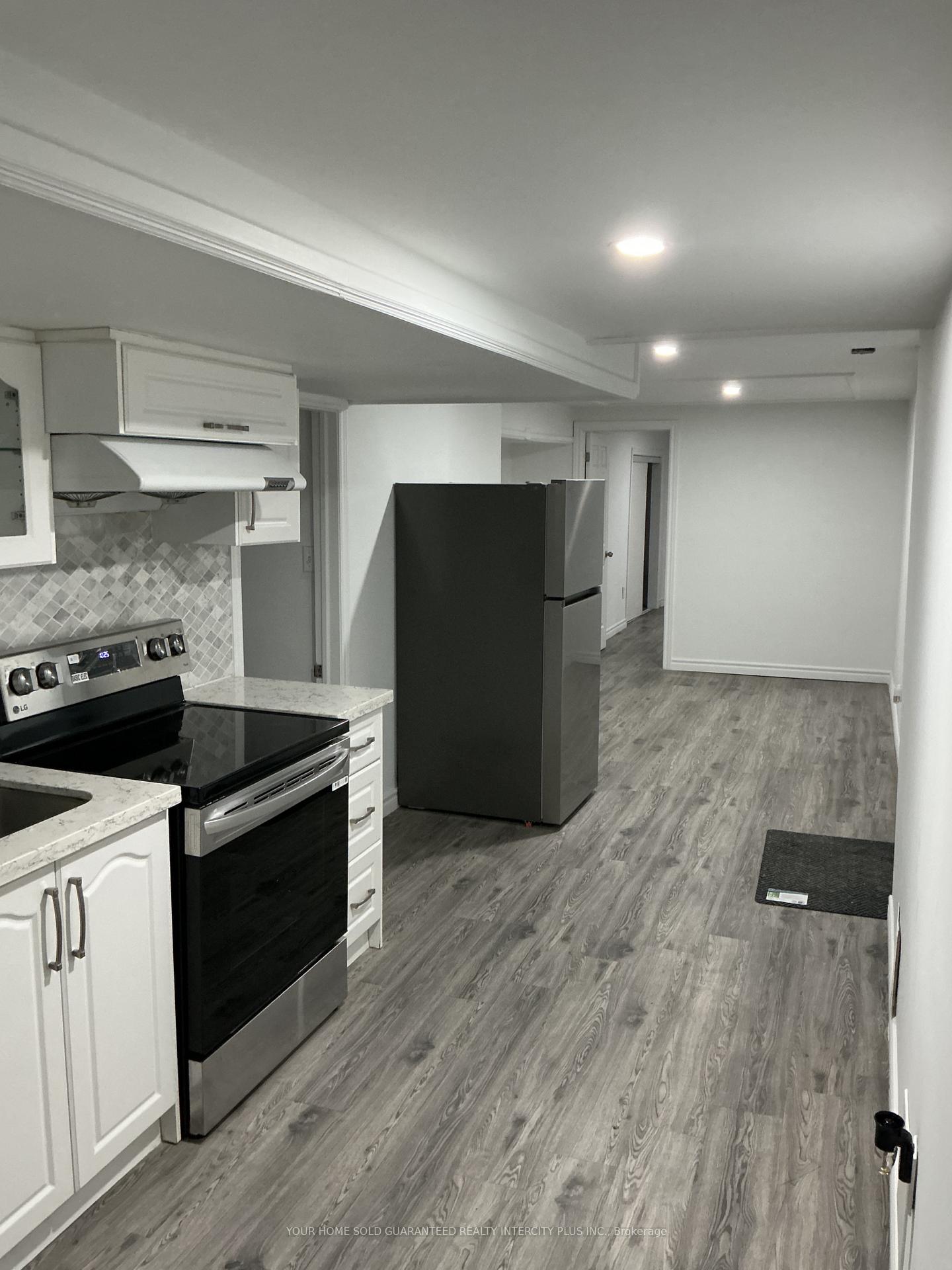 Photo 7 of Unit BSMT, 88 Casabel Drive, Vaughan, Vellore Village — HOMEH
