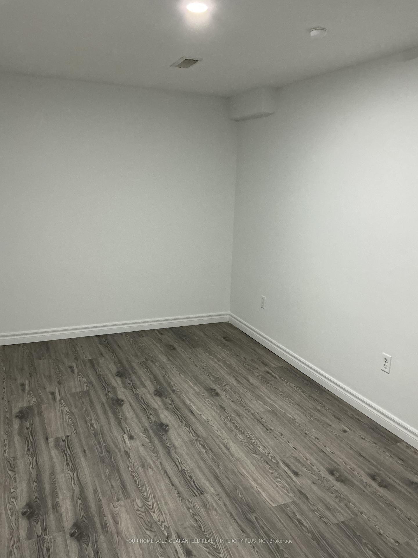 Photo 17 of Unit BSMT, 88 Casabel Drive, Vaughan, Vellore Village — HOMEH