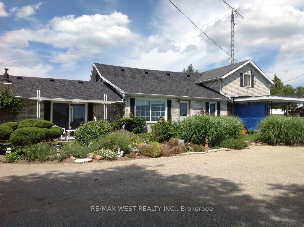 Photo 3 of 1632 Highway 3, Norfolk, Delhi — HOMEH