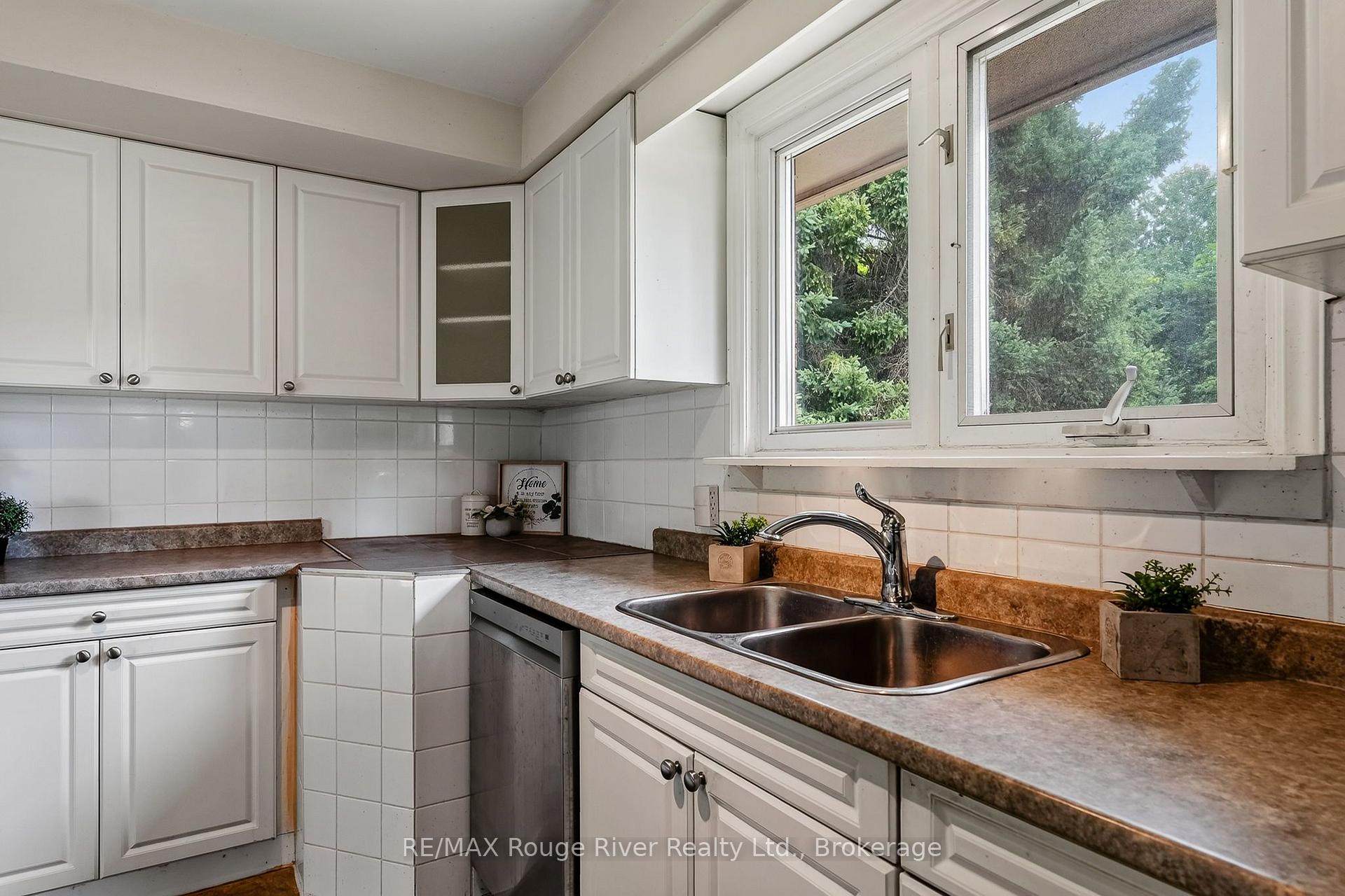 Photo 16 of 20 Catherine Street, Hamilton Township, Rural Hamilton — HOMEH