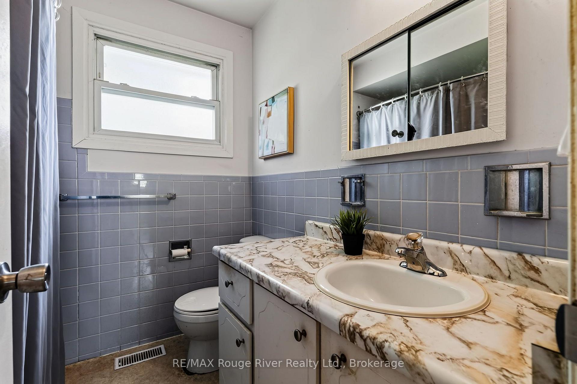 Photo 21 of 20 Catherine Street, Hamilton Township, Rural Hamilton — HOMEH