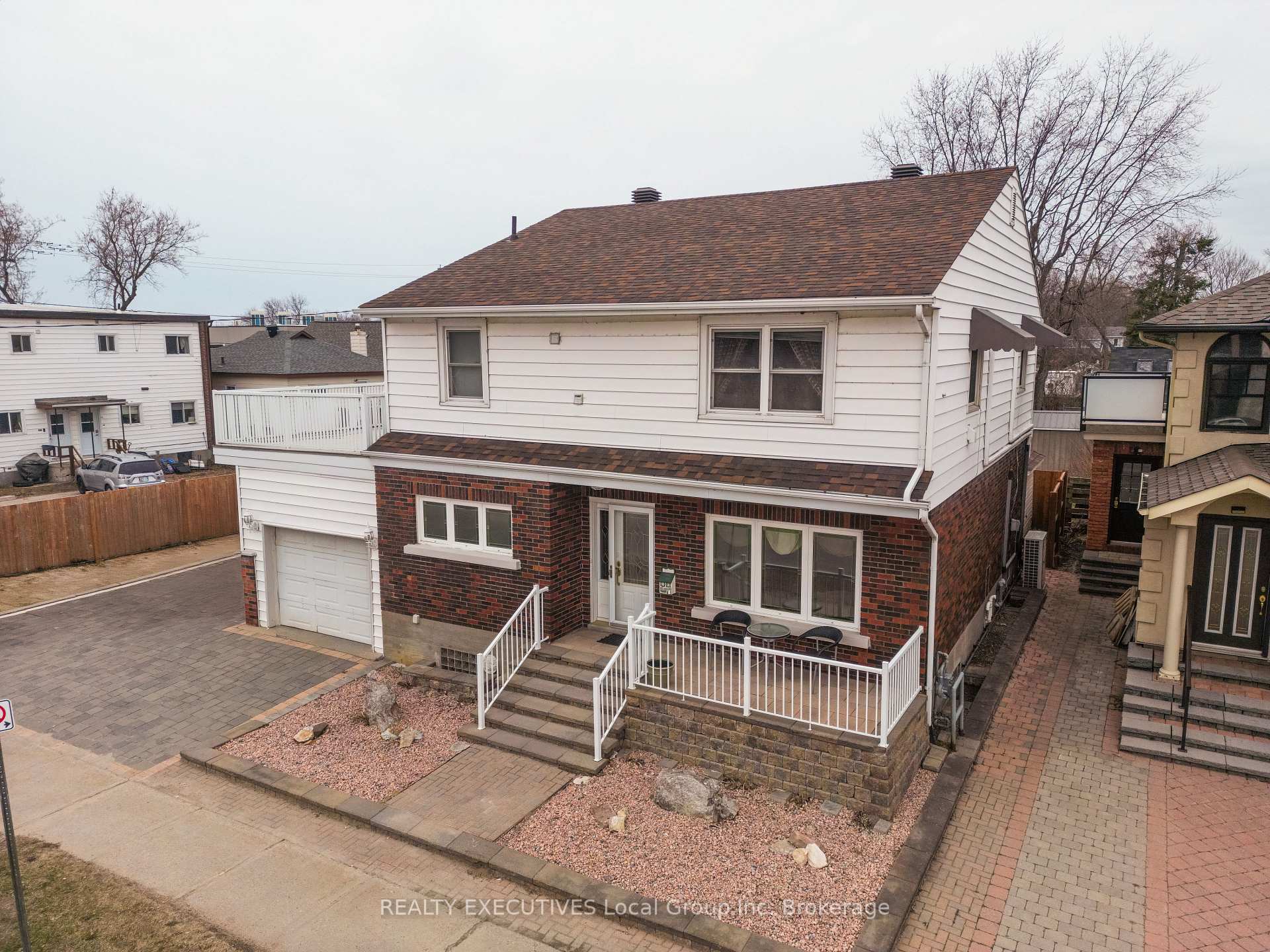 Photo 2 of 390 Murray Street, North Bay, West End — HOMEH