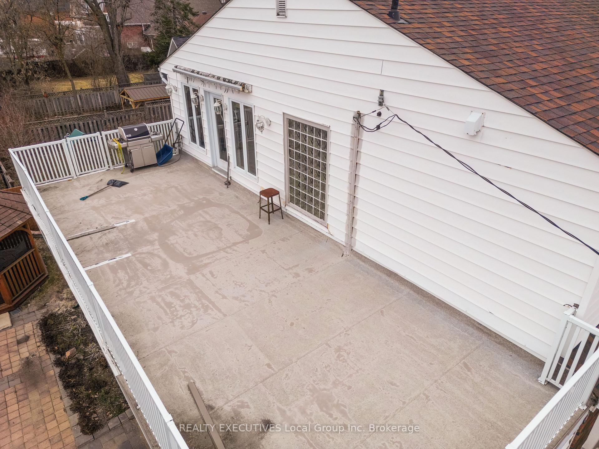 Photo 8 of 390 Murray Street, North Bay, West End — HOMEH