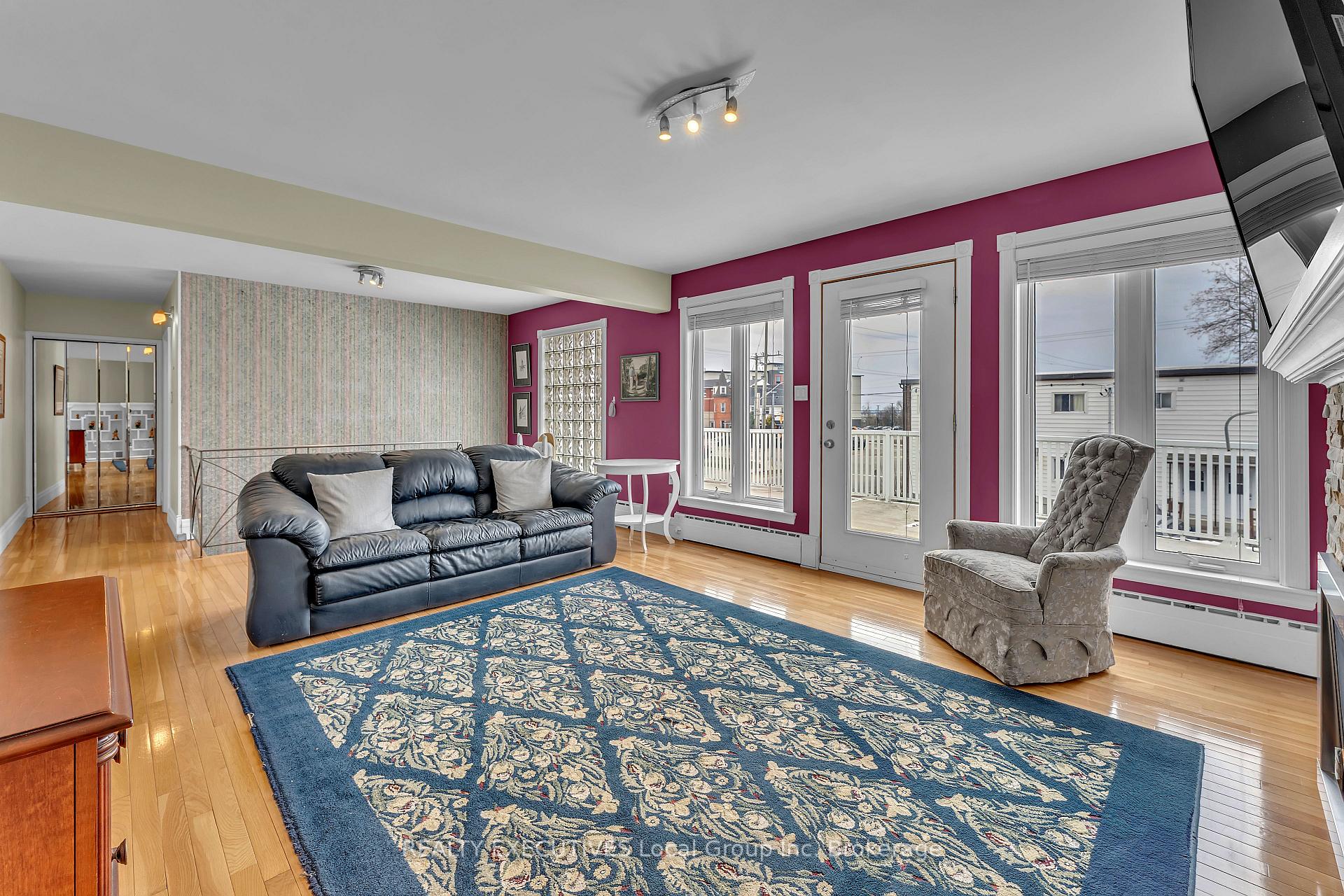 Photo 25 of 390 Murray Street, North Bay, West End — HOMEH
