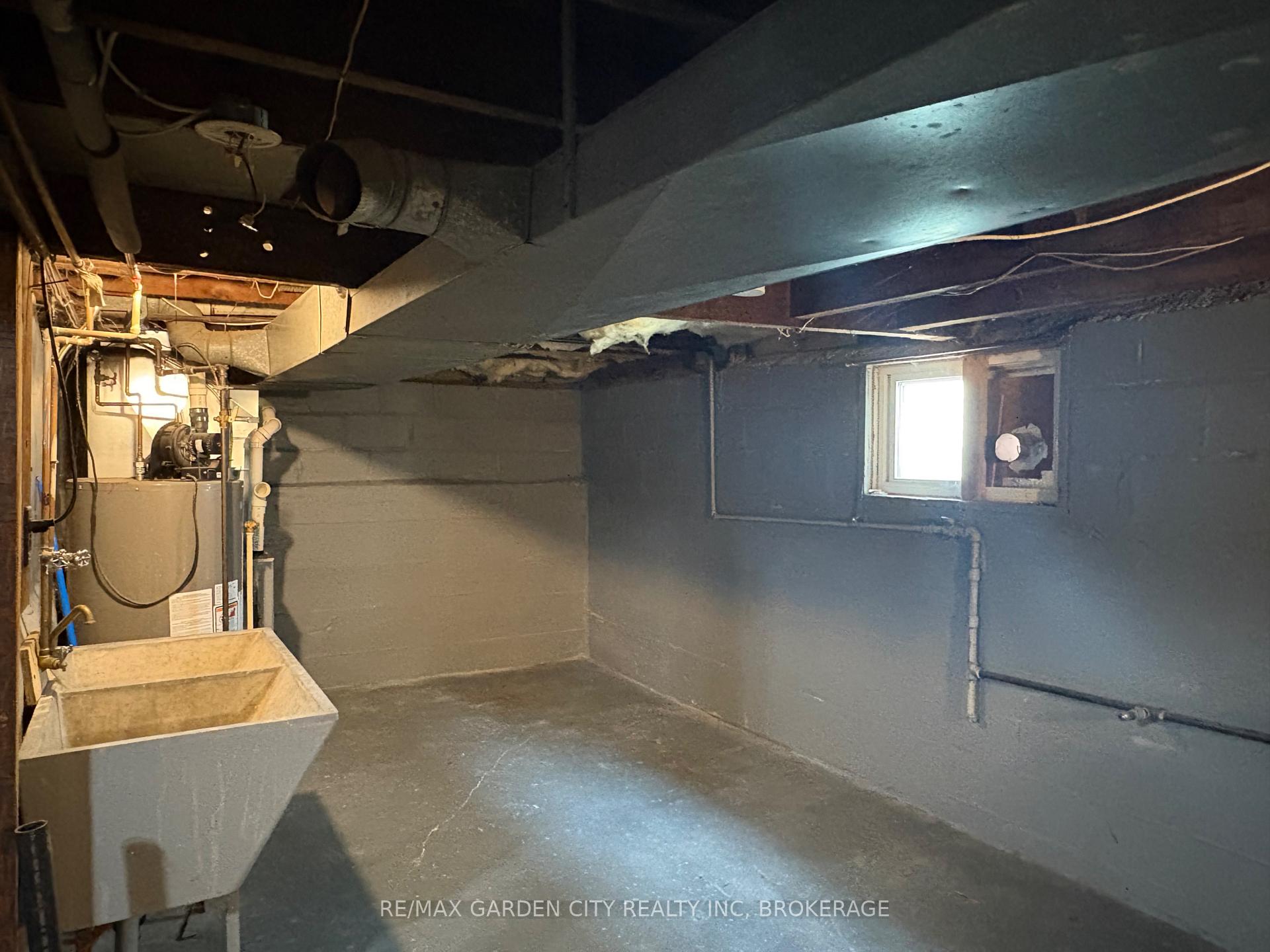 Photo 17 of 200 Lincoln Street, Welland, Lincoln/Crowland — HOMEH