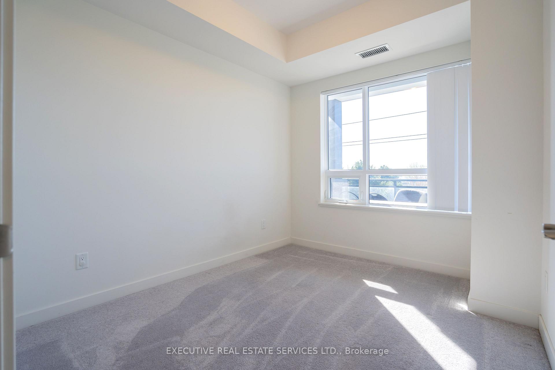 Photo 15 of Unit 322, 251 Northfield Drive E, Waterloo, Colonial Acres — HOMEH