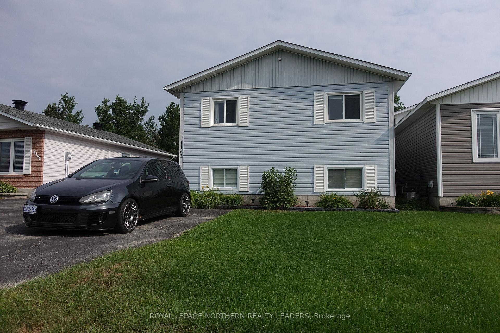 Photo 2 of 1162 Park Avenue, Timmins, MTJ - Main Area — HOMEH