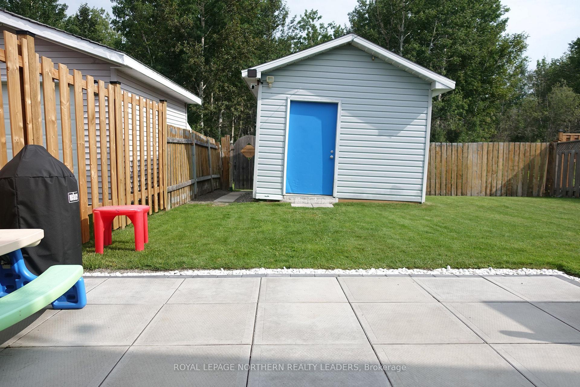 Photo 5 of 1162 Park Avenue, Timmins, MTJ - Main Area — HOMEH