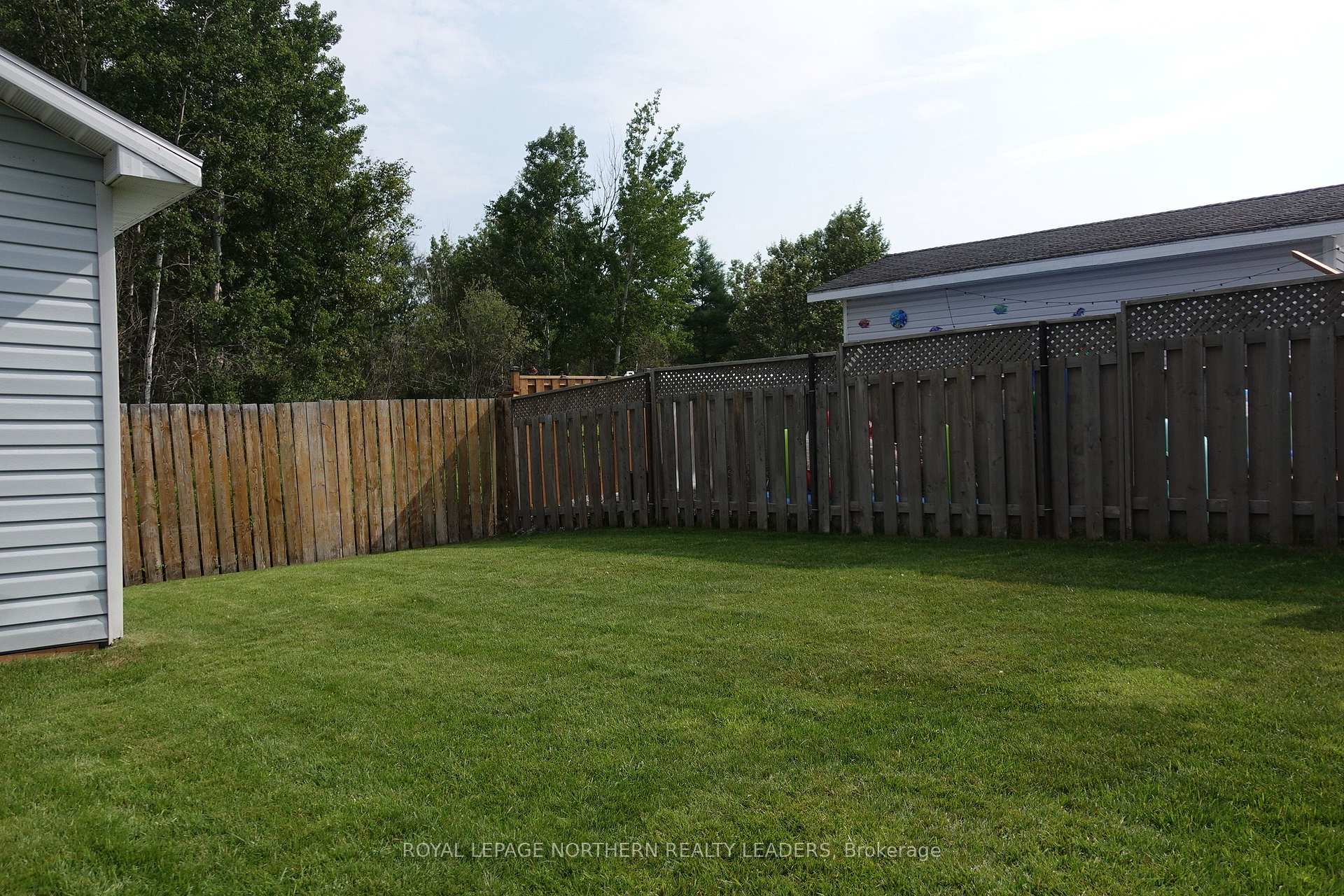 Photo 7 of 1162 Park Avenue, Timmins, MTJ - Main Area — HOMEH