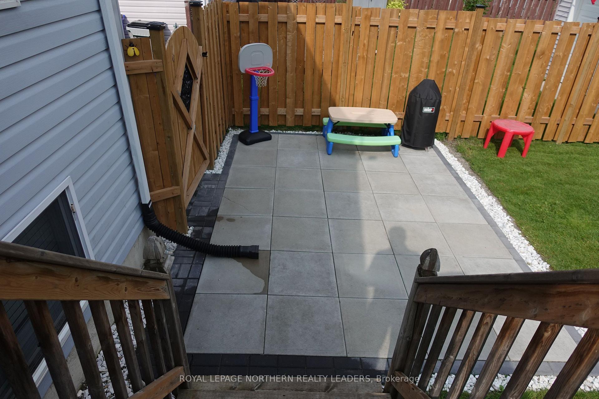 Photo 12 of 1162 Park Avenue, Timmins, MTJ - Main Area — HOMEH