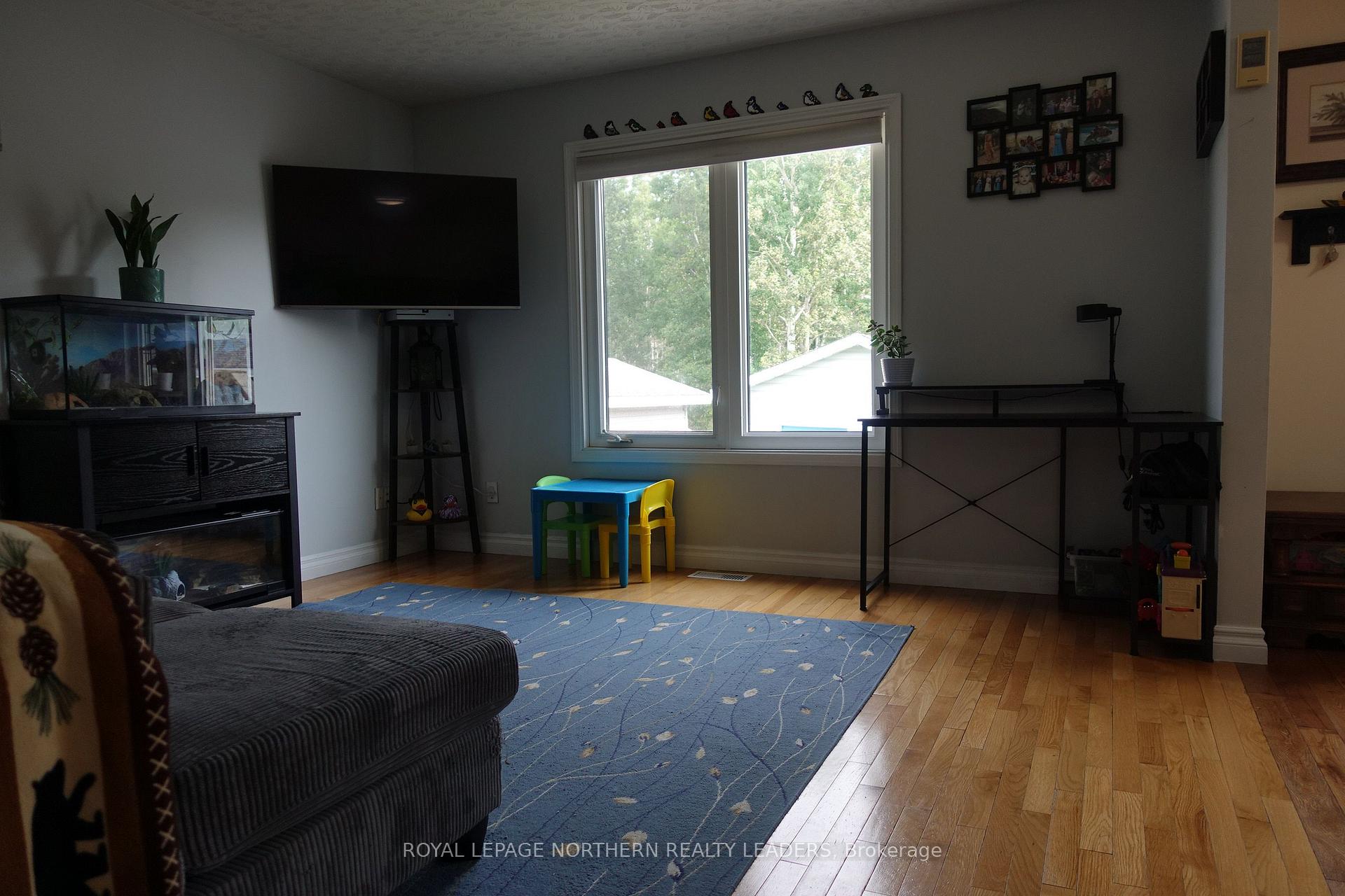 Photo 20 of 1162 Park Avenue, Timmins, MTJ - Main Area — HOMEH